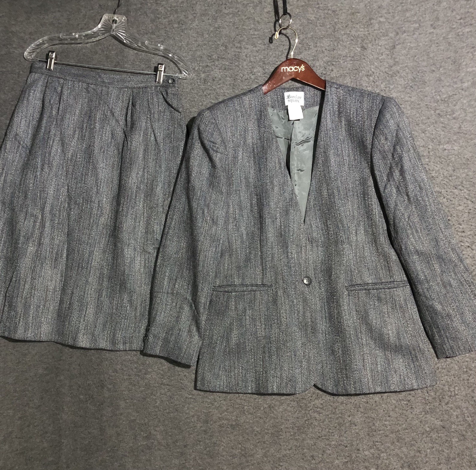 Barclay Square Gray Blazer Skirt Suit Size 12 Silver Gray Silk Wool Poly Career
