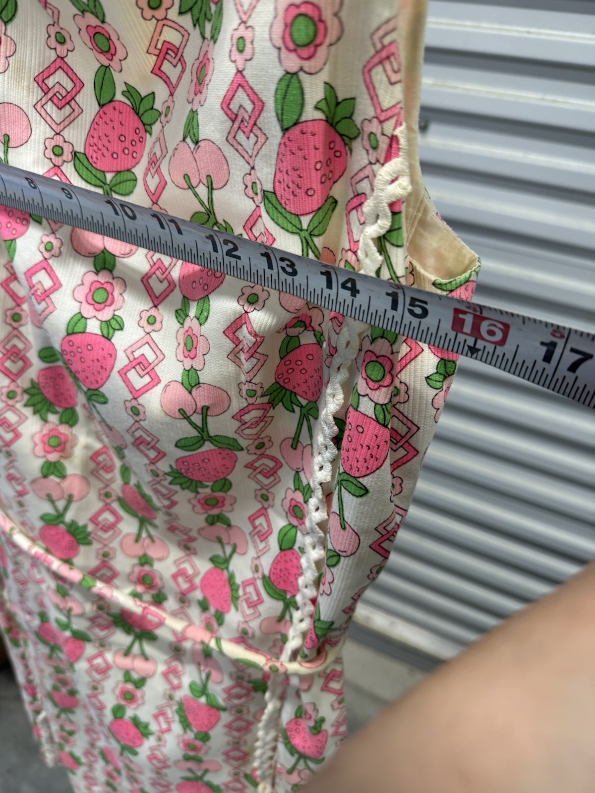 Vintage Jamison Boutique Sleeveless Strawberry Print Dress Size M (?) 40-60s