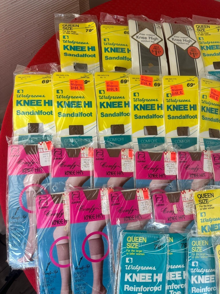 44 vintage knee high stockings LOT 8.5 – 11 Suntone Black Nude Mix Sandalfoot