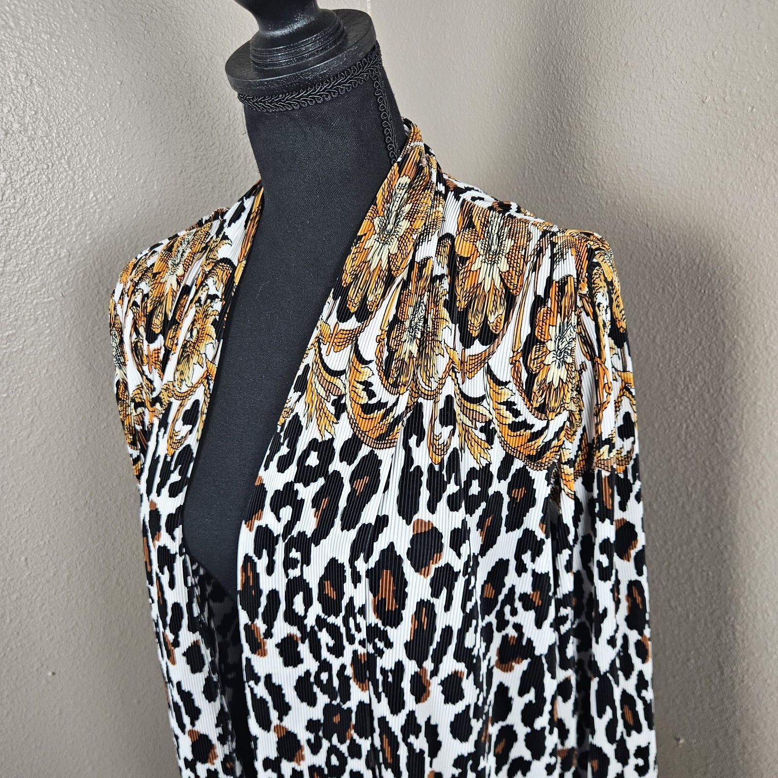 Whimsigoth 80s GDT Too Micro-pleated Open Front Blazer M Abstract Animal Print