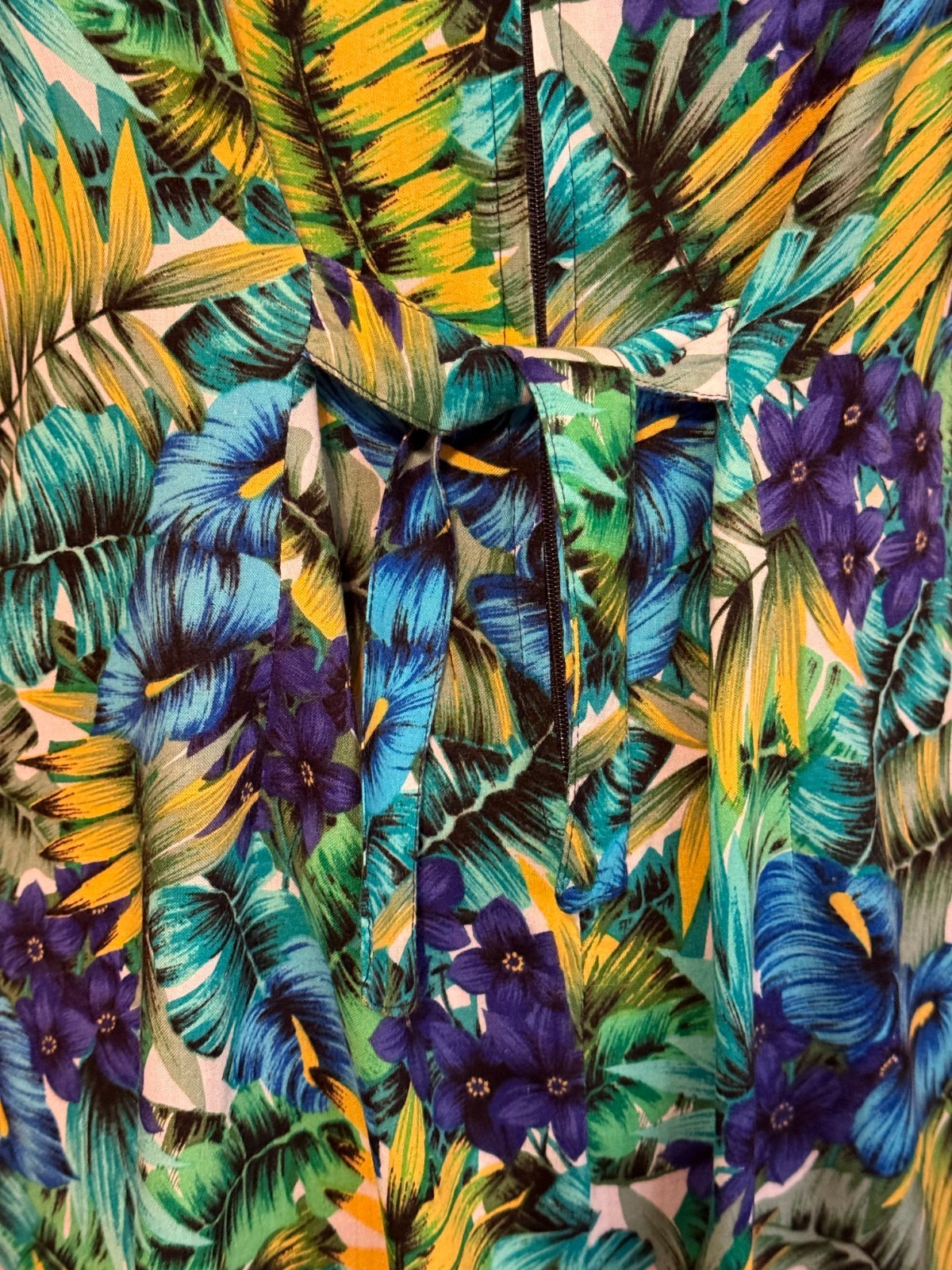 Impressions Workshop Sleeveless Tropical Leaf Dress – Women’s