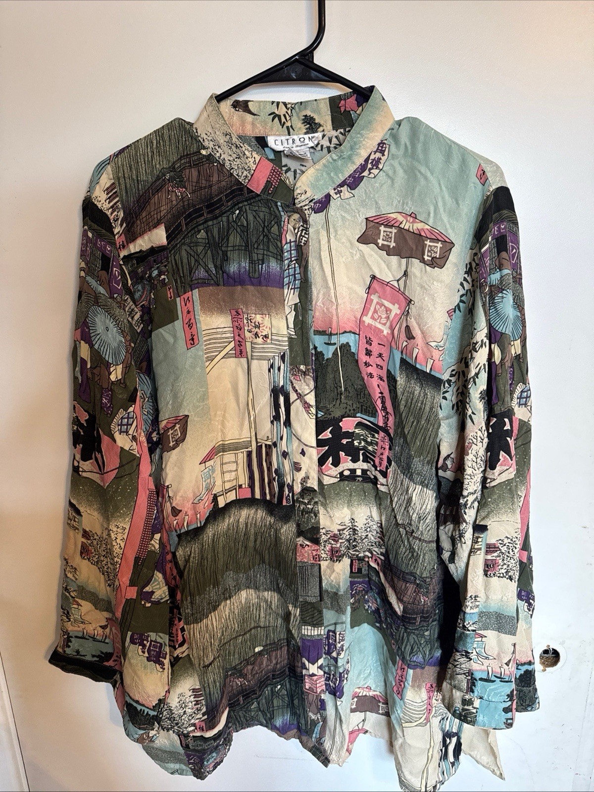 CITRON Women’s XL 100% Silk Japanese Graphic Art Print Collared Button Blouse