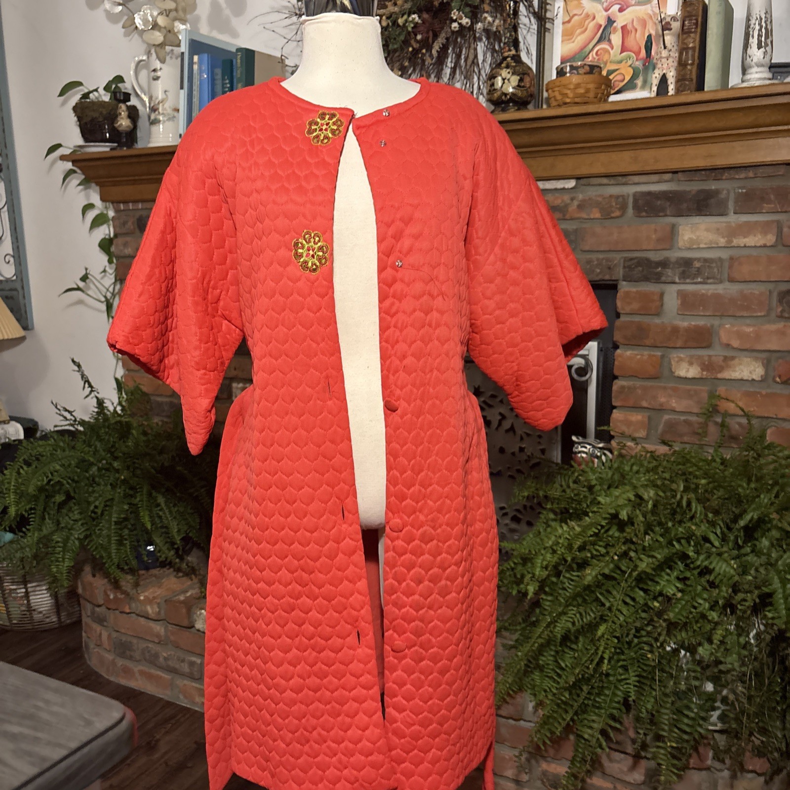 Vtg 70s Women’s Quilted Coral Orange Robe Penney’s Loungewear One Size