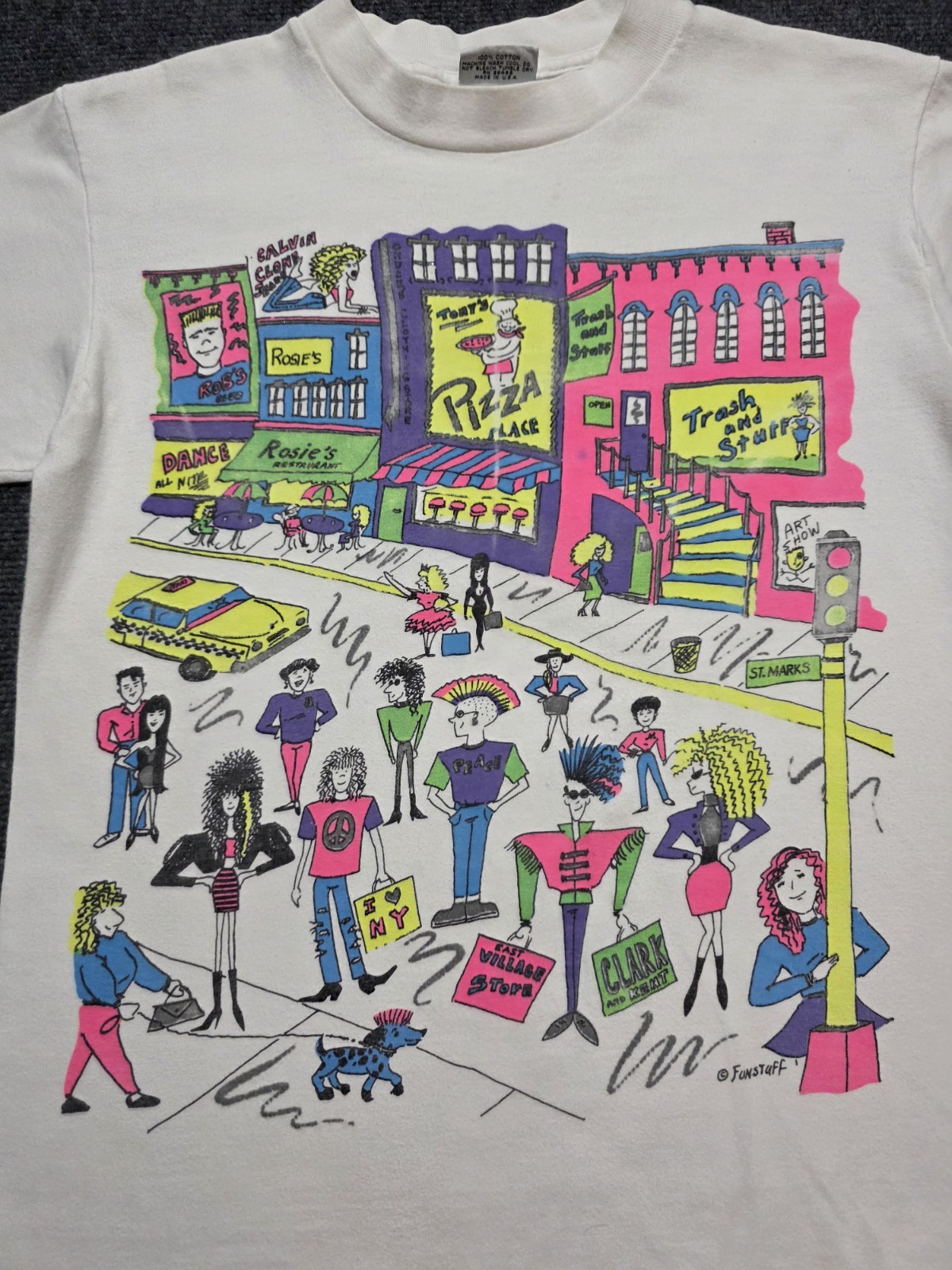 Vintage Single Stitch Fun Stuff NY New York City Shirt Cartoon Shopping Humor