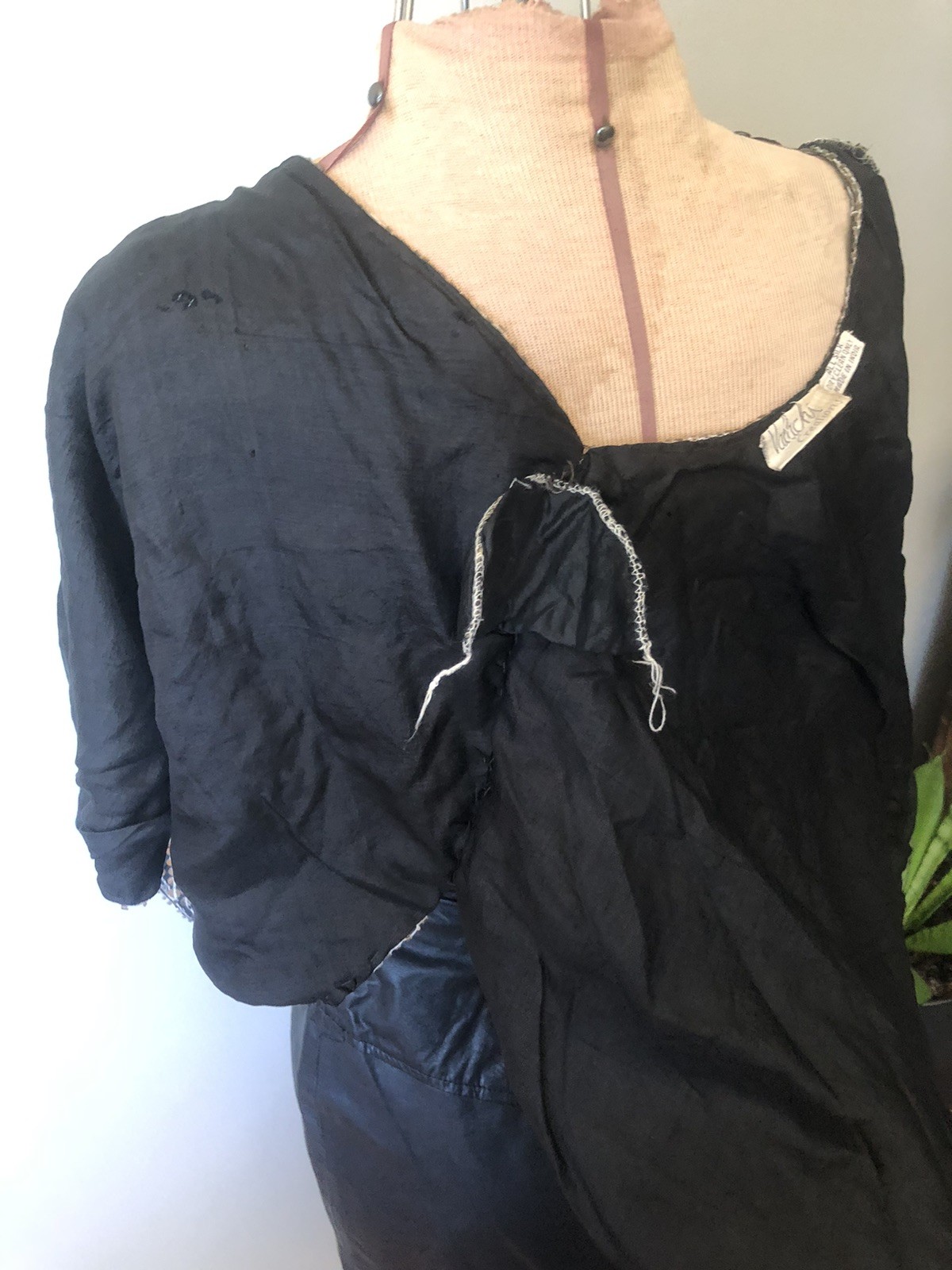 Vintage 1970’s-1980’s Silver And Black Sequin Butterfly Pullover Poncho Capelet