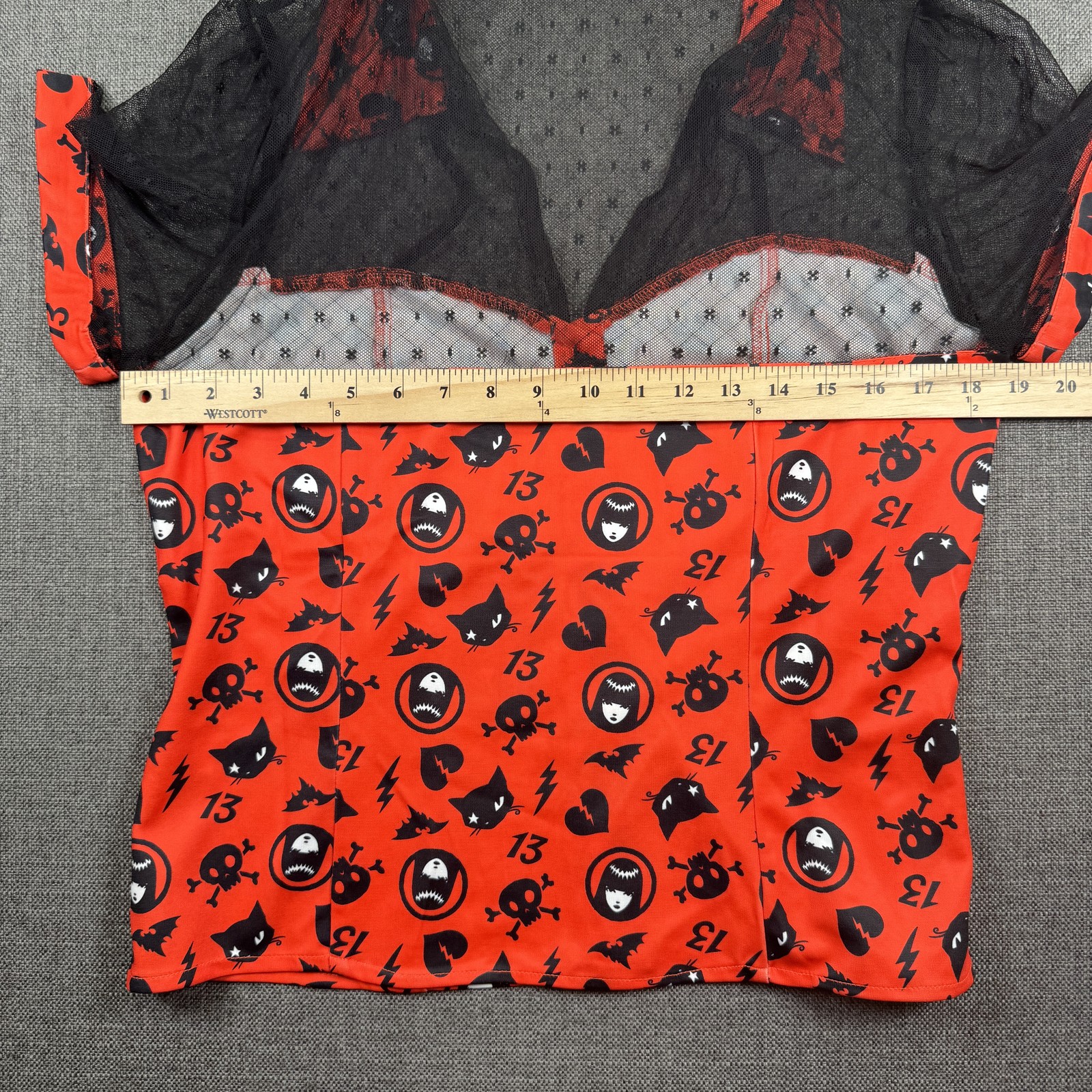 Emily the Strange x Unique Vintage Women’s Red Black Skull Bat Mesh Top XL 14