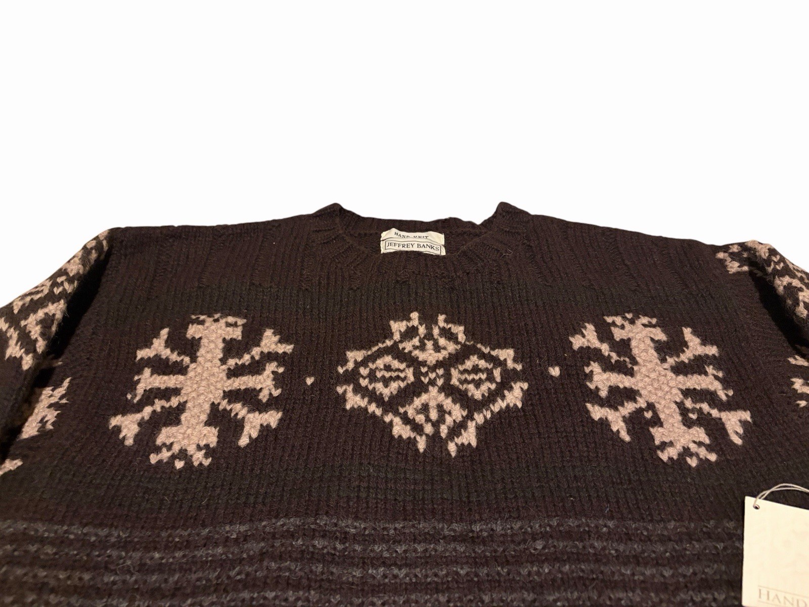 Vintage 1980s Women’s Jeffrey Banks 100% Wool Slouchy Hand Knitted Sweater M