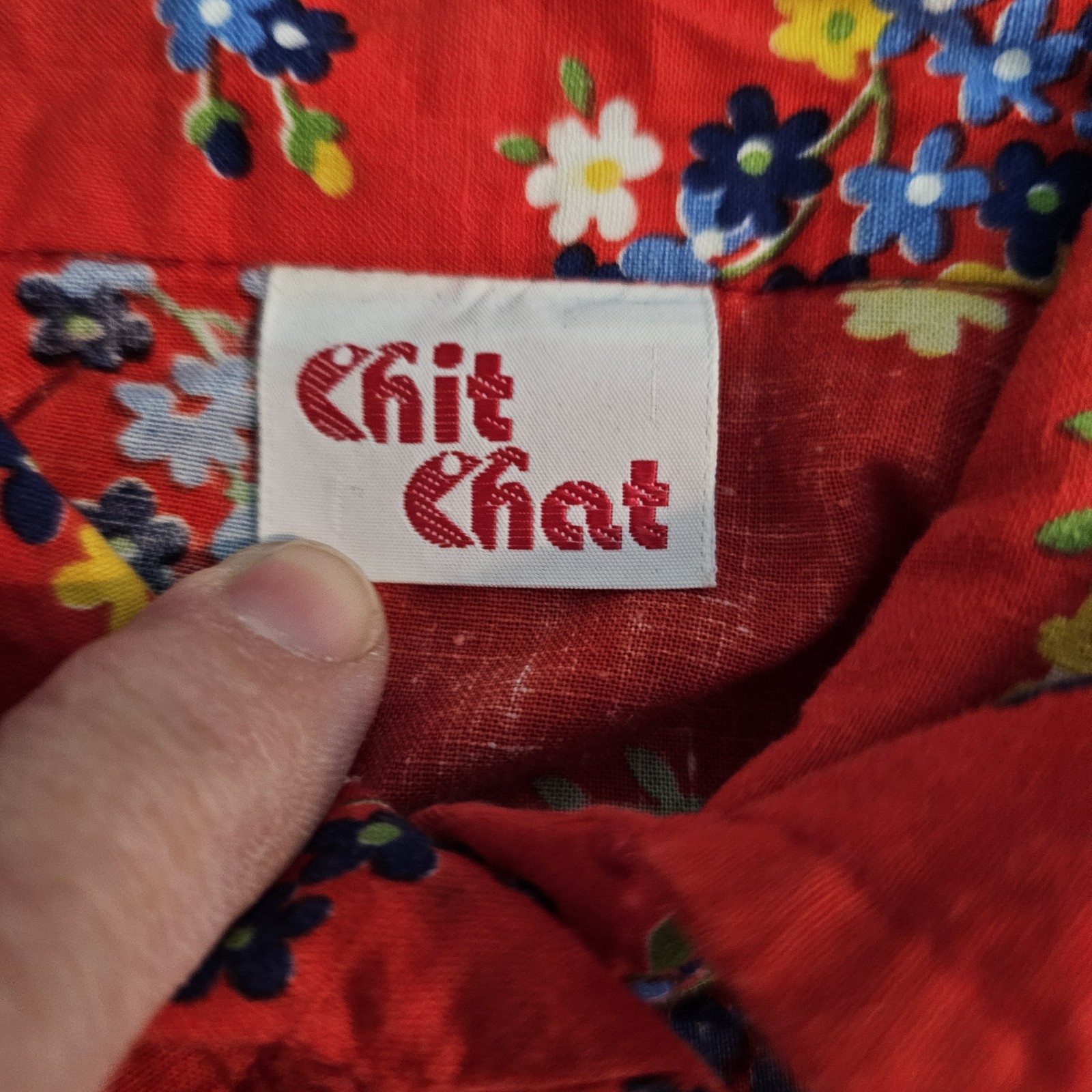 Vintage 1970s Blouse Top Shirt Red Floral Pointed Collar Half Sleeve Retro Pinup