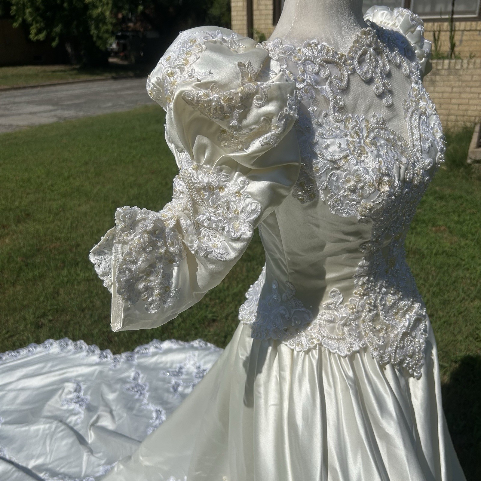 Vtg 80s Ivory Satin Beaded Bride Wedding Dress Short Sleeve Long Train Size 14