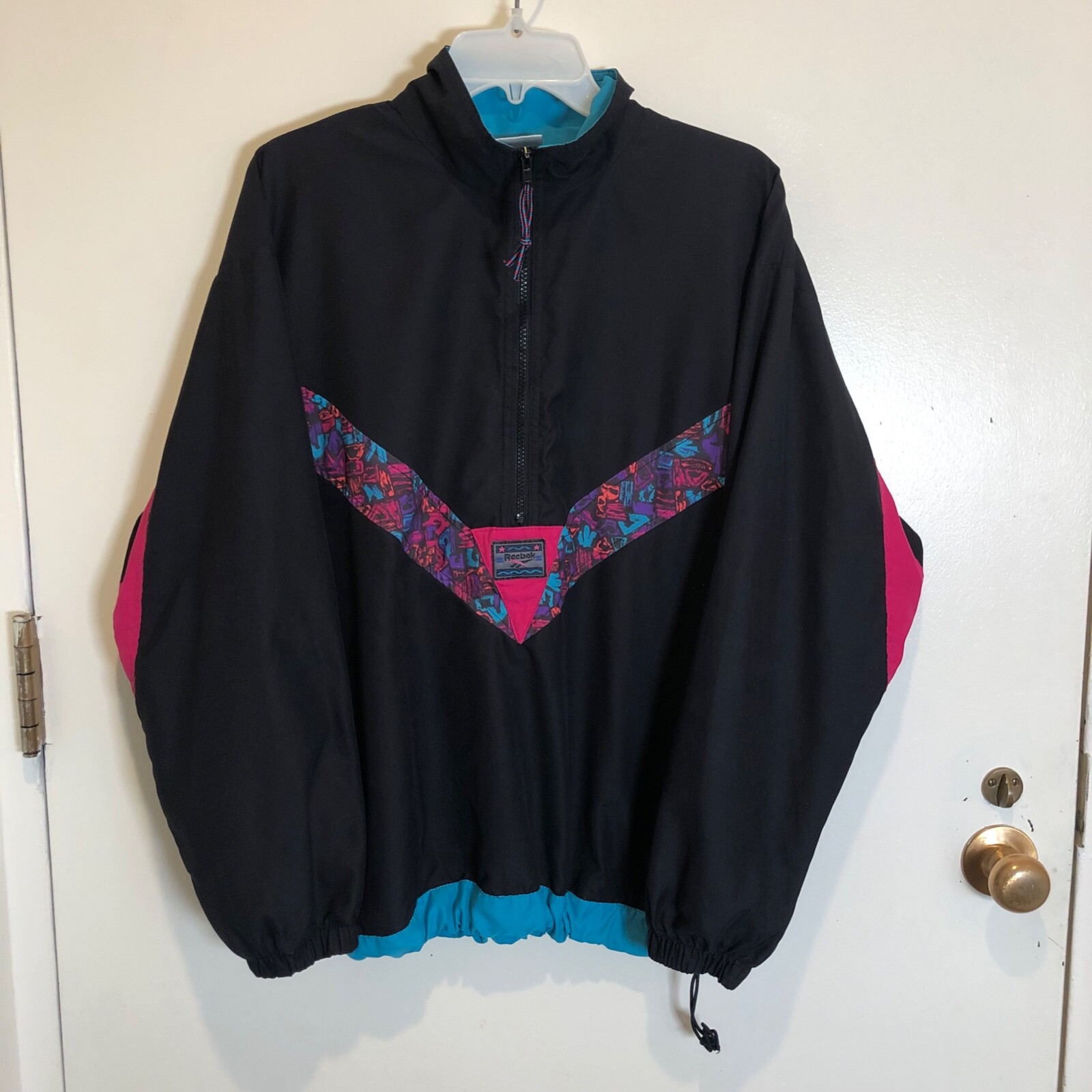 Vintage Reebok Women’s Black Windbreaker Pullover Size Medium Quarter Zip