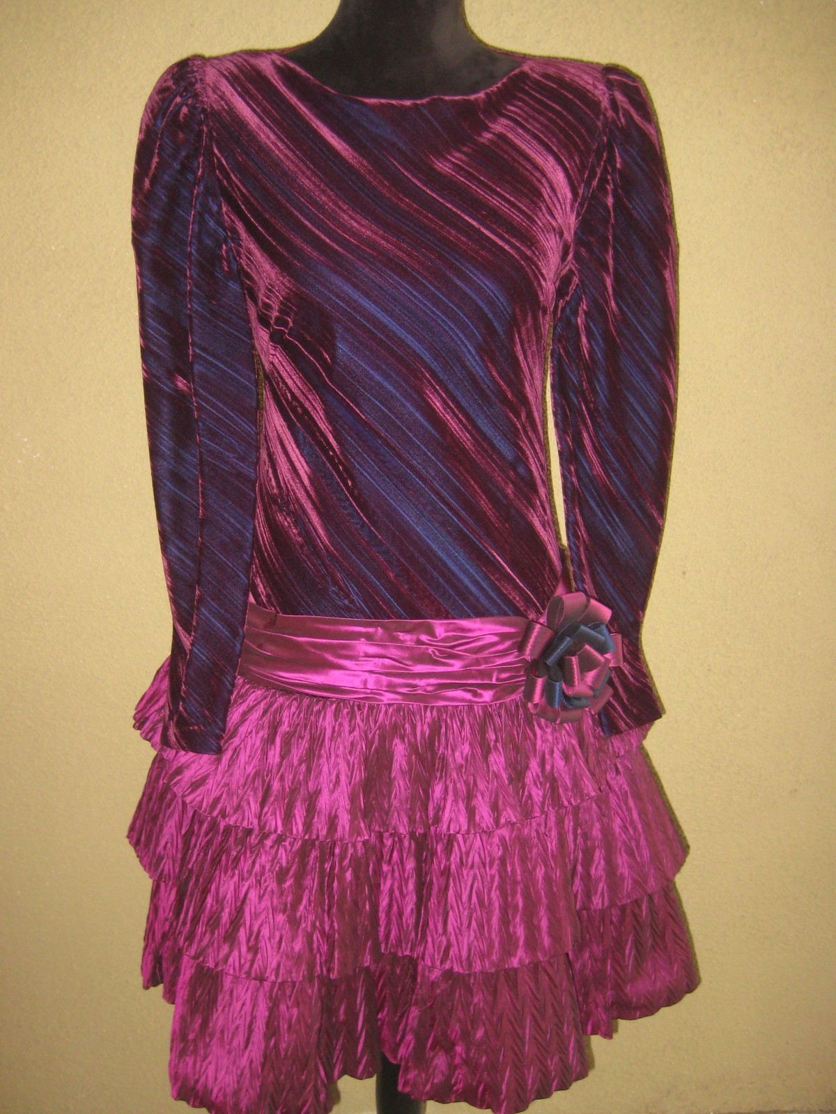 Vintage 80s burgundy/wine velveteen dropwaist taffeta tiered ruffles party dress