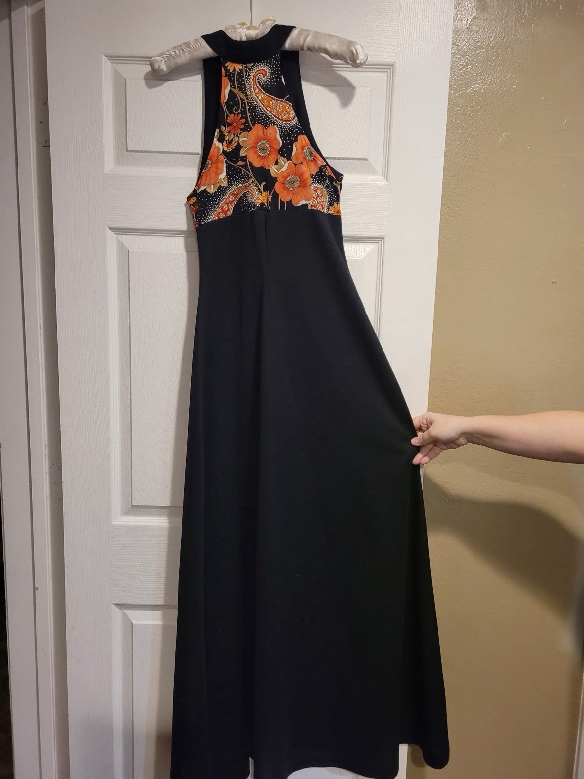 Vintage Maxi 70s Dress With Floral Print