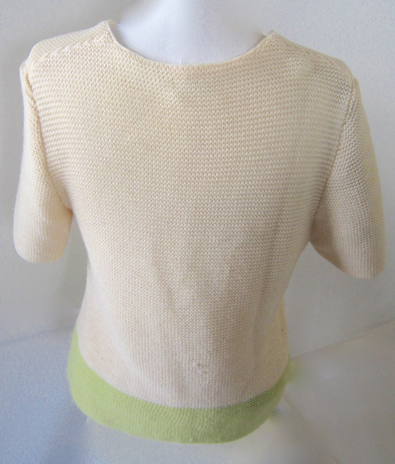 Vintage Knit Short Sleeve Top by Yvonne of Beverly Hills Size Large