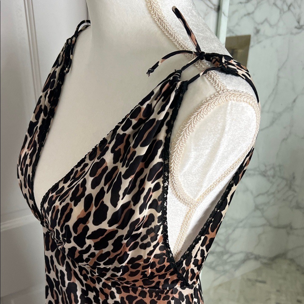 Gorgeous Vintage Vanity Fair Leopard Print Dress/dressing gown