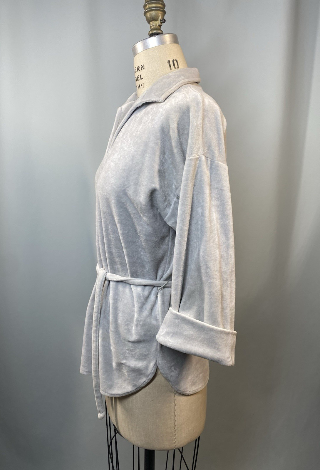 NIKKI Women’s Vintage Top SIZE LARGE 13/14 Gray velour velvet 70s 80s Disco