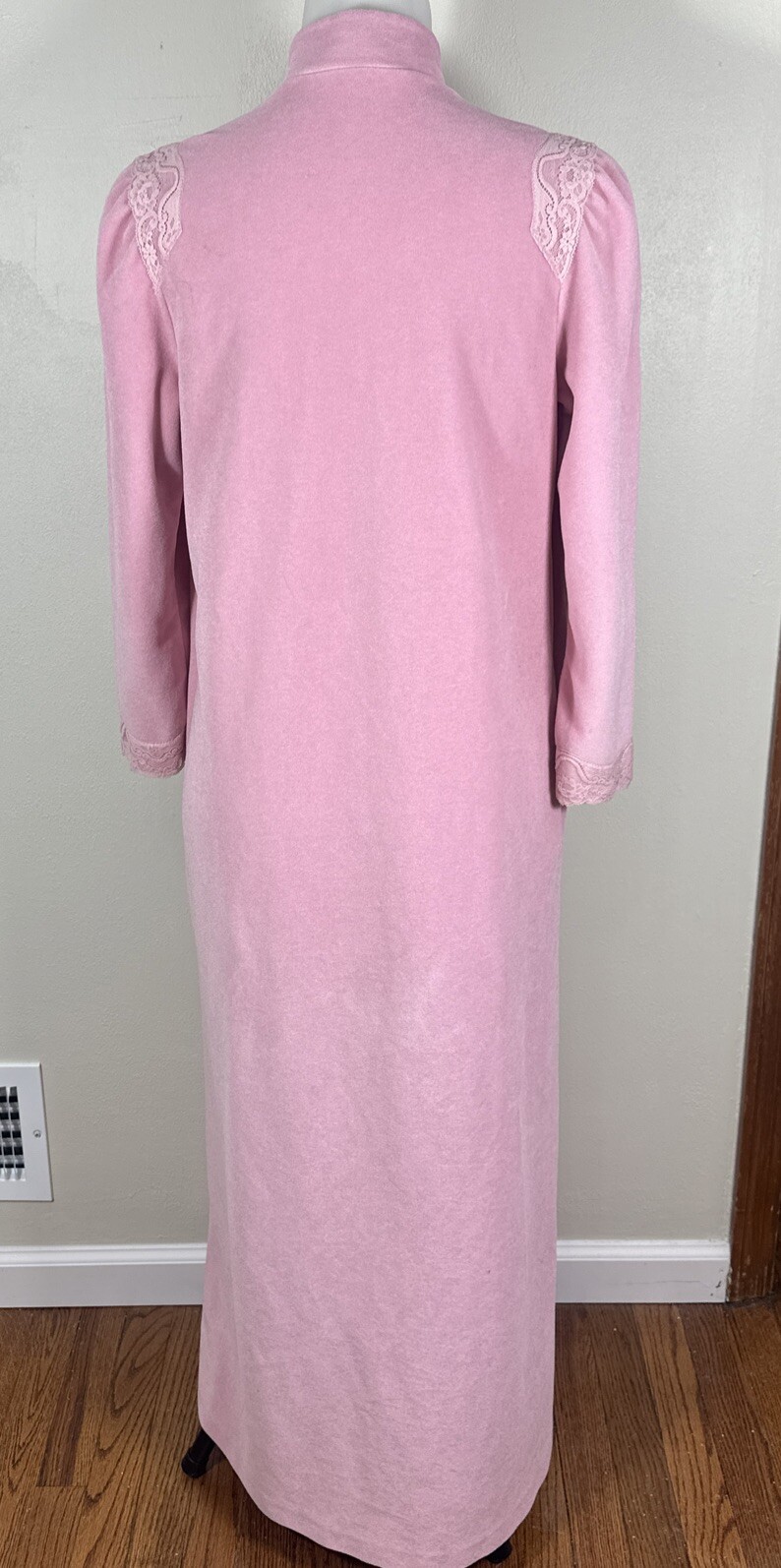Vintage Vanity Fair Robe Long 1/2Zip Dacron Velour P Small Pink Lace Grandmacore
