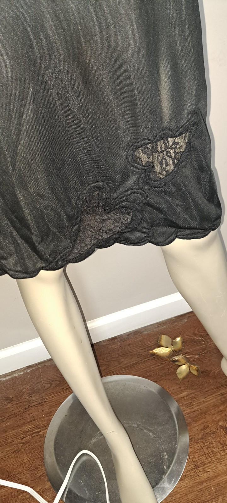 Vtg Black Nylon Full Slip Cute Black Lace Heart Cut Out 36