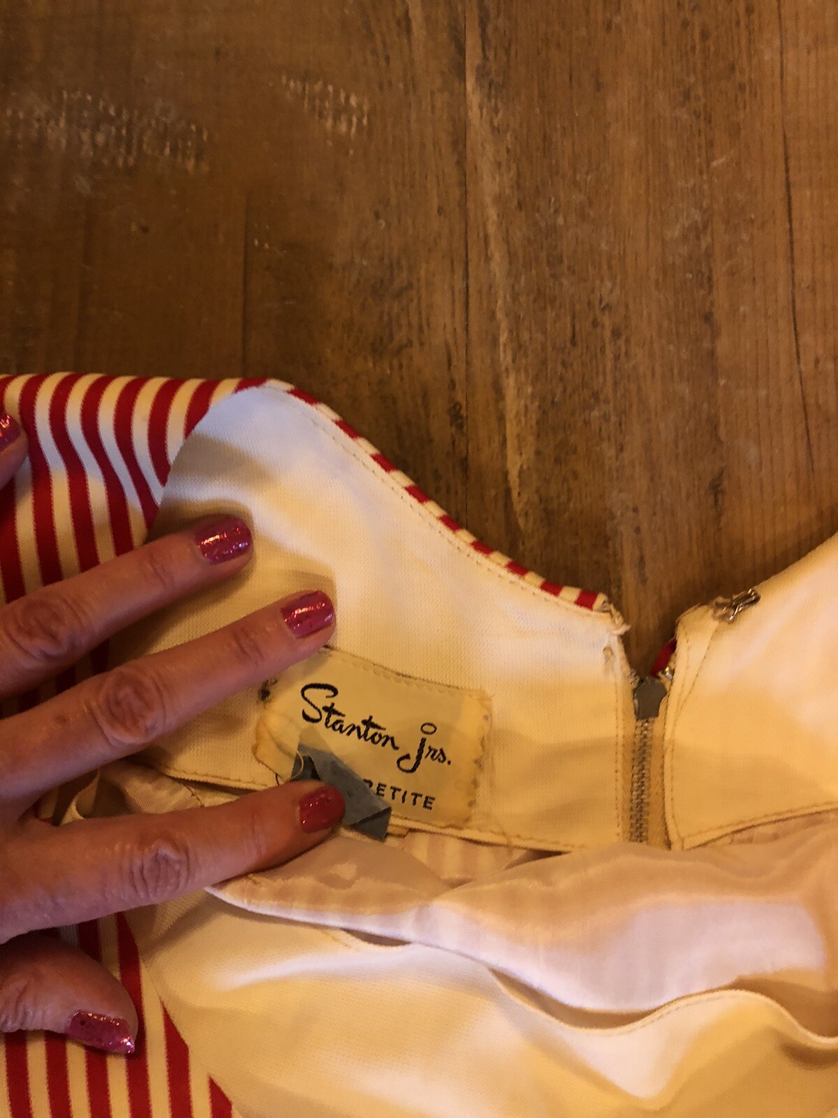60s Red&White Striped Pleats Stanton Jrs. Mini Dress XS Hippy Chic.Stains/spots