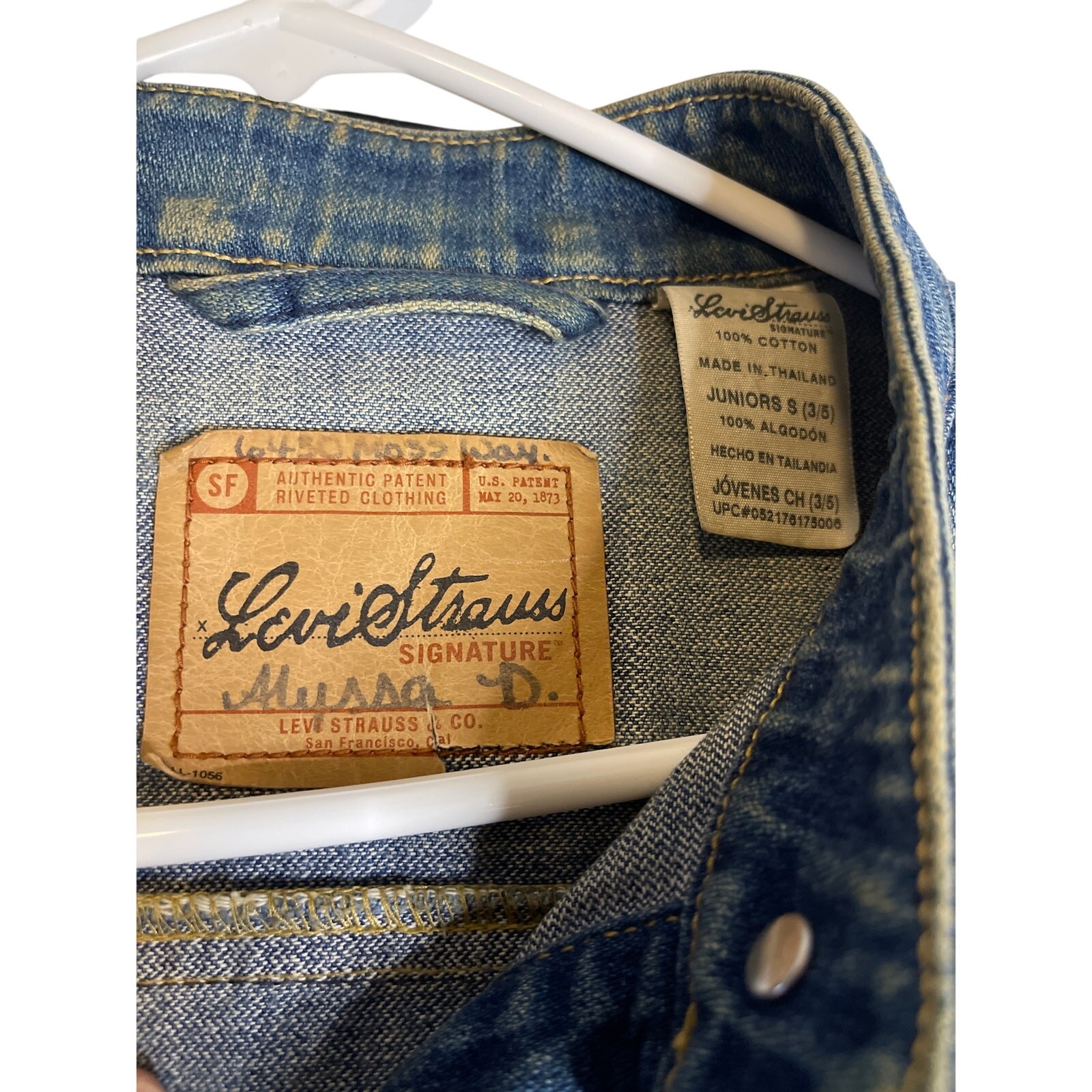 Vintage Levi Strauss Signature Medium Wash Denim Jacket Junior’s Size Sm 3/5