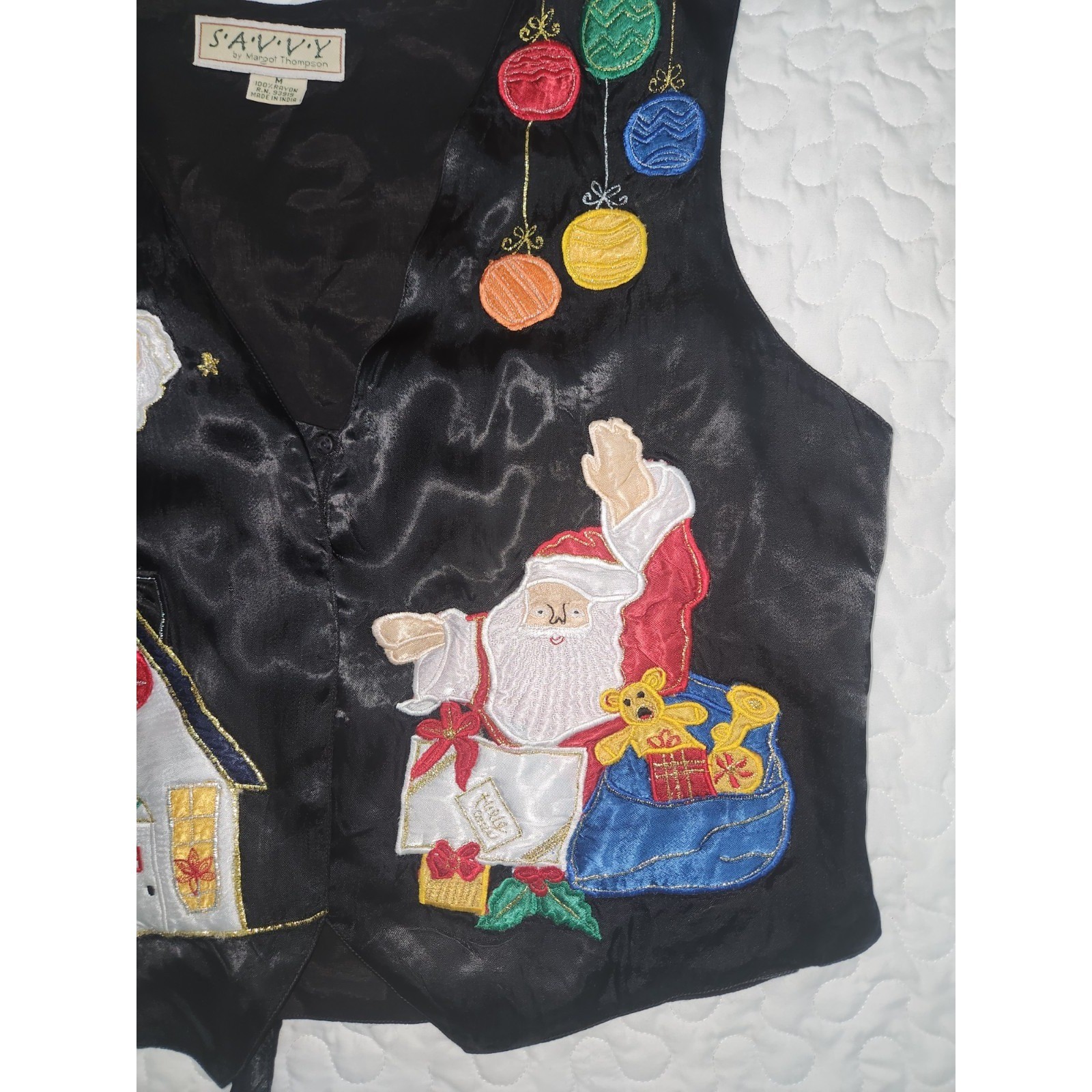 Vintage SATIN Christmas vest Ornaments Santa Black Red Applique medium chest 38