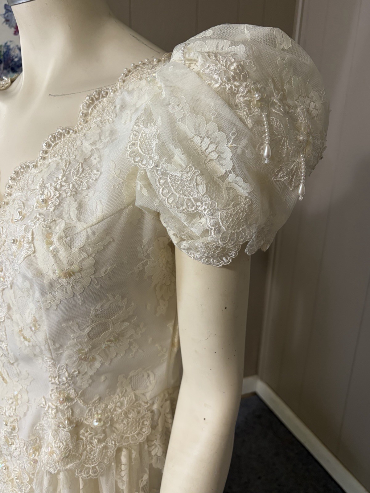 1990’s Puff Sleeve Lace Midi Wedding Dress Cottage Core Sz 12
