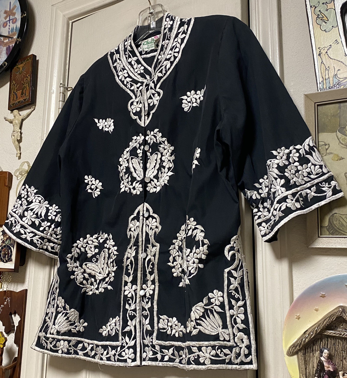 Chuchi By Amtops International, Inc Vintage 1970’s Embroidered Kaftan M Top