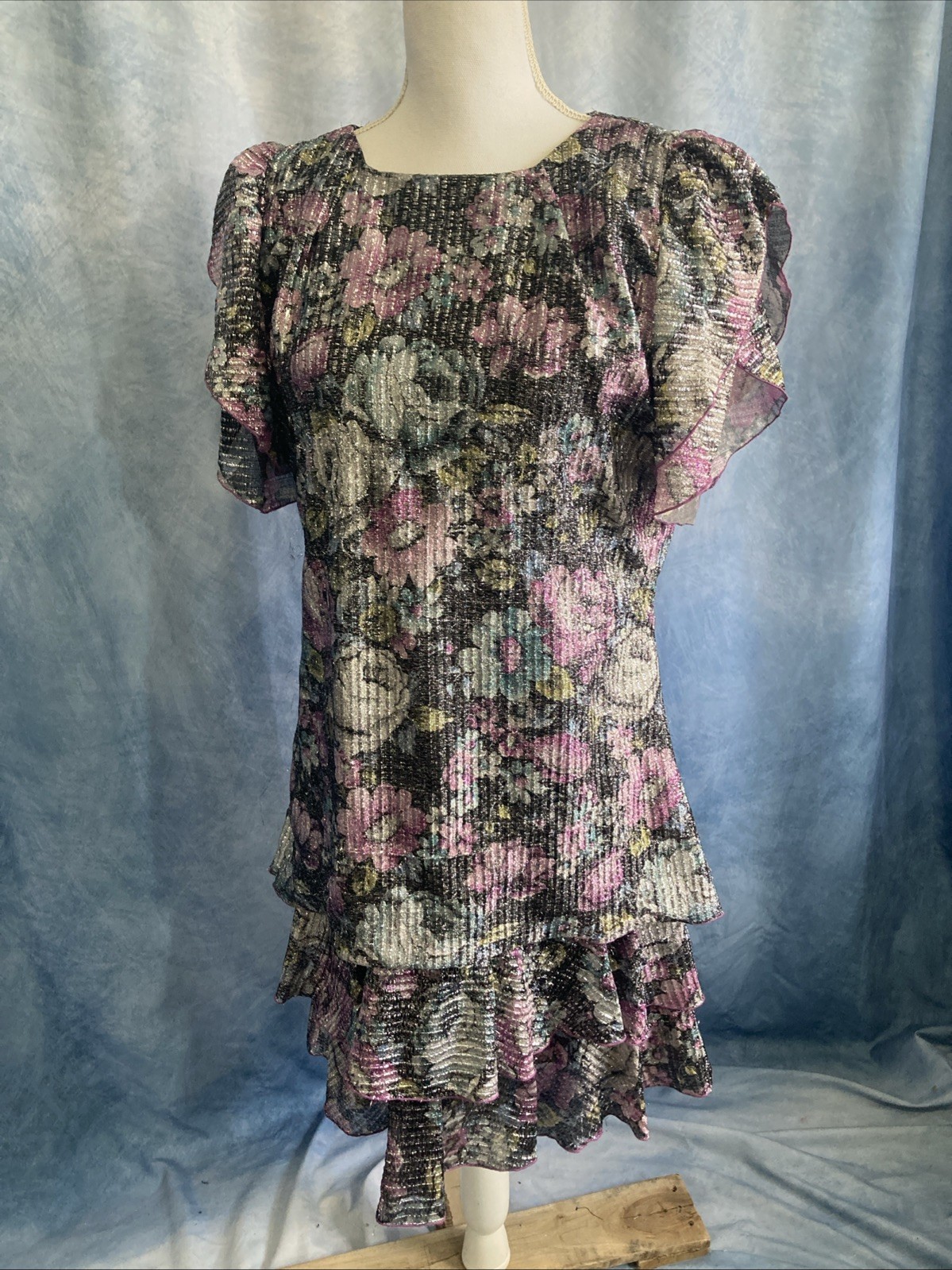 Vtg 80s Ann Hobbs for Cattiva Floral Metallic Tiered Ruffle Dress Small Shimmer