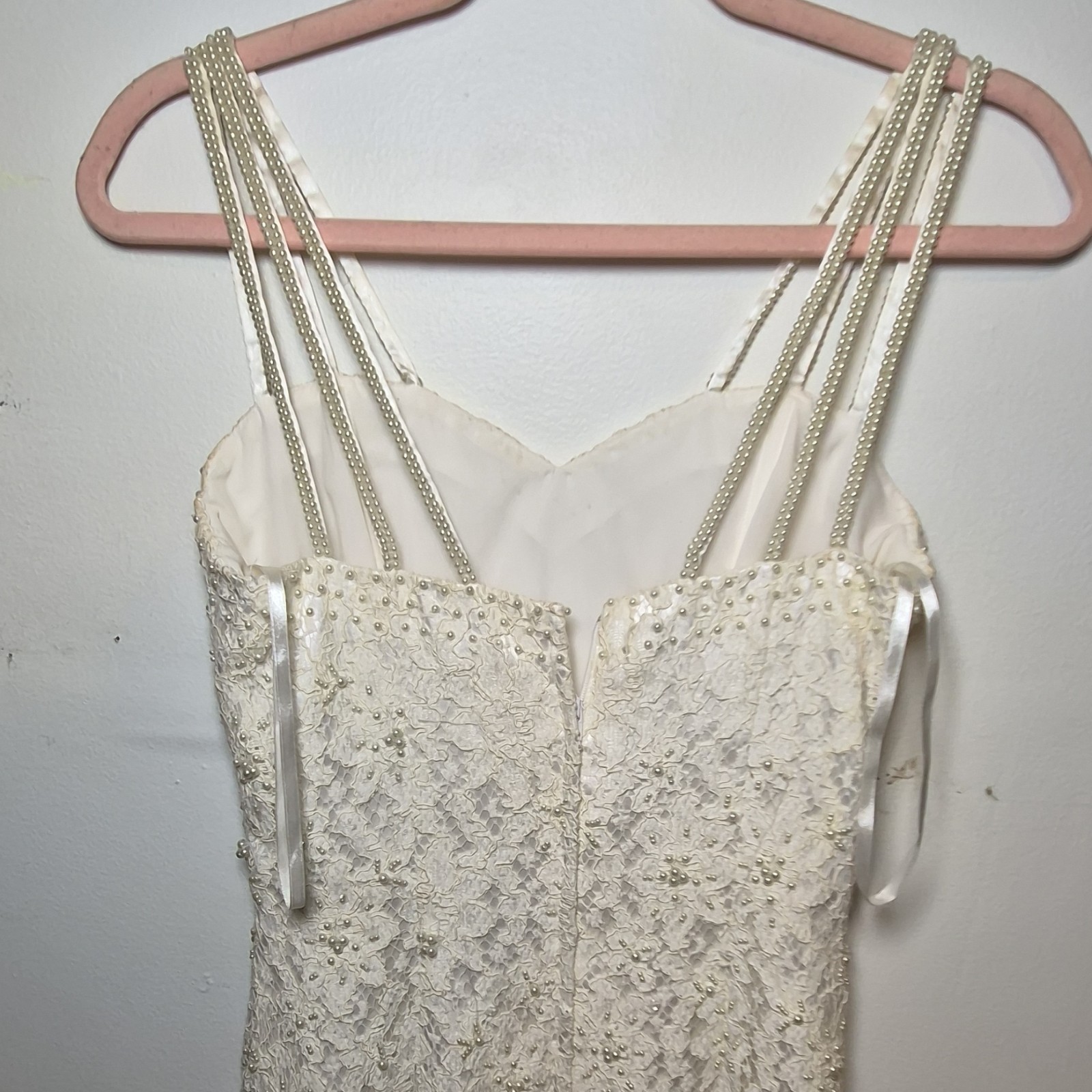 St. Tropez White Beaded Lace Vintage Dress Size 6 Davids Bridal