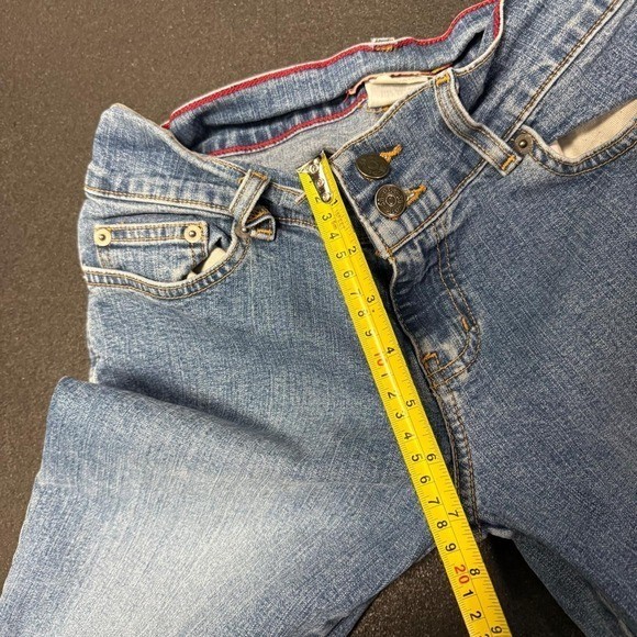 So lightwash vtg y2k bootcut flare low-rise 2000s wmn jeans size 11