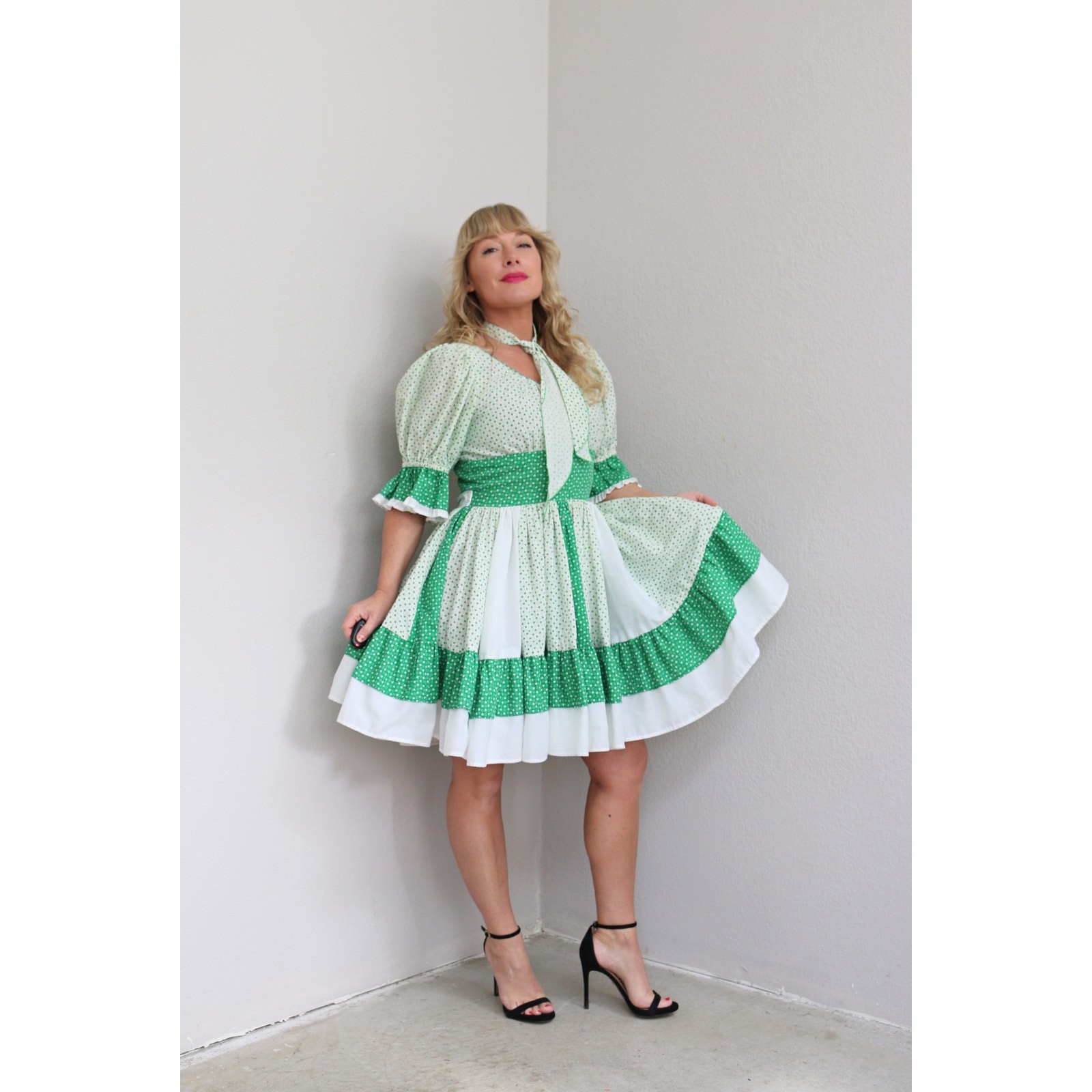 1970’s Vintage Irish Shamrock St. Patrick’s Day Square Dance Dress Women’s XS SM
