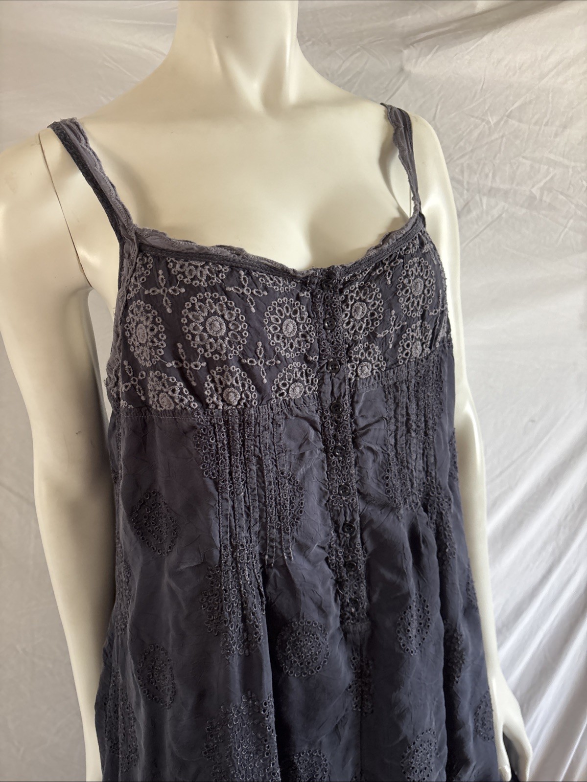 Vintage ‘90s Johnny Was Black Gray Embroidered Eyelet Sleeveless Sun Dress Sz M