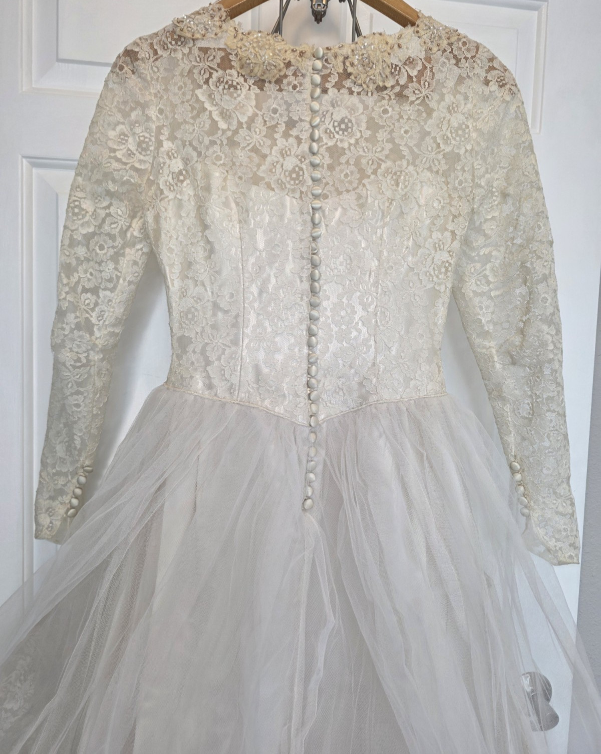 Vintage 1950s Floral Lace & Tulle Wedding Dress with train Long Sleeve Cathedral