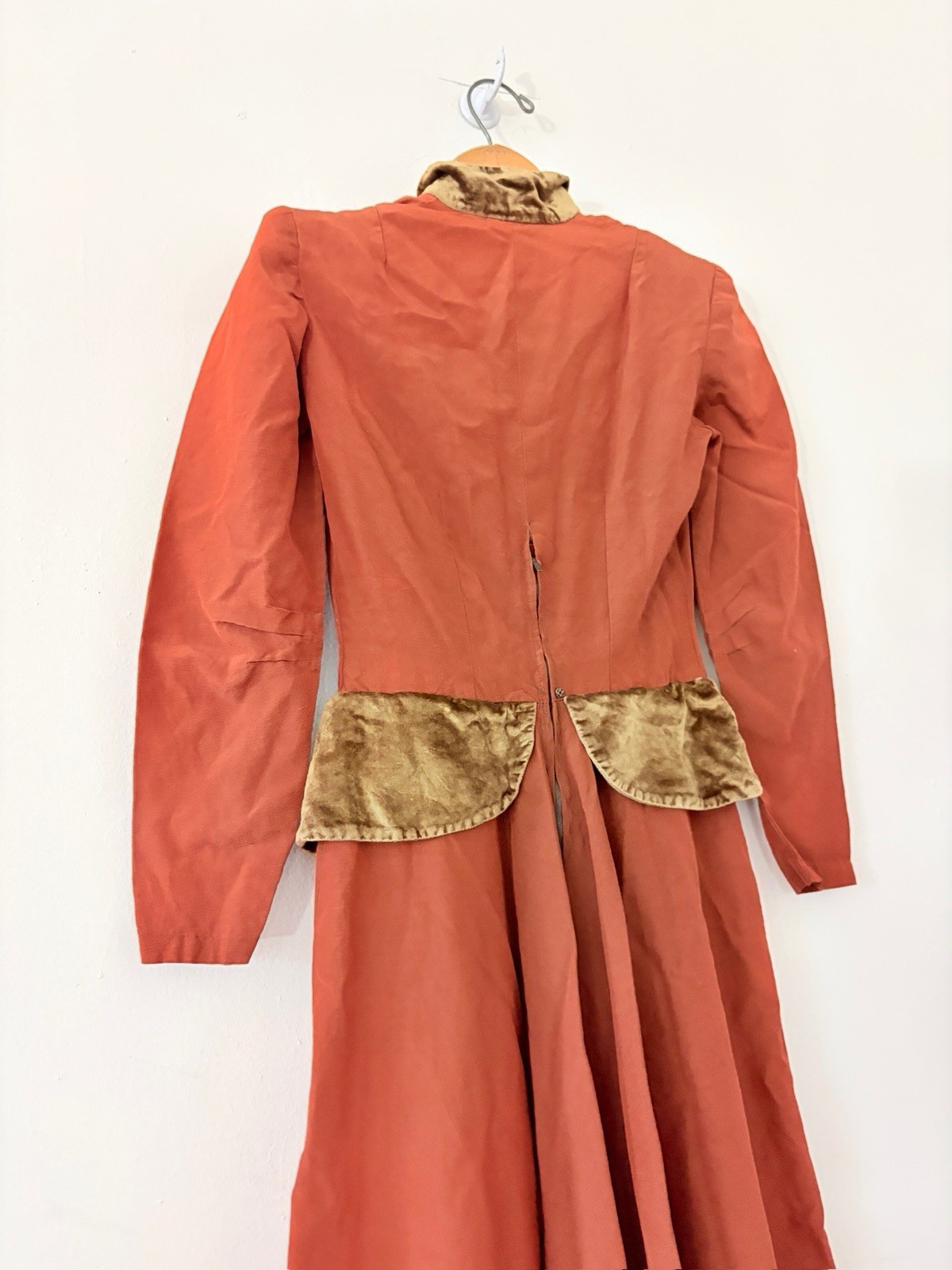 40s Rayon/Velvet Pointed Collar Long Sleeve Midi Dress Victorian Edwardian XS S