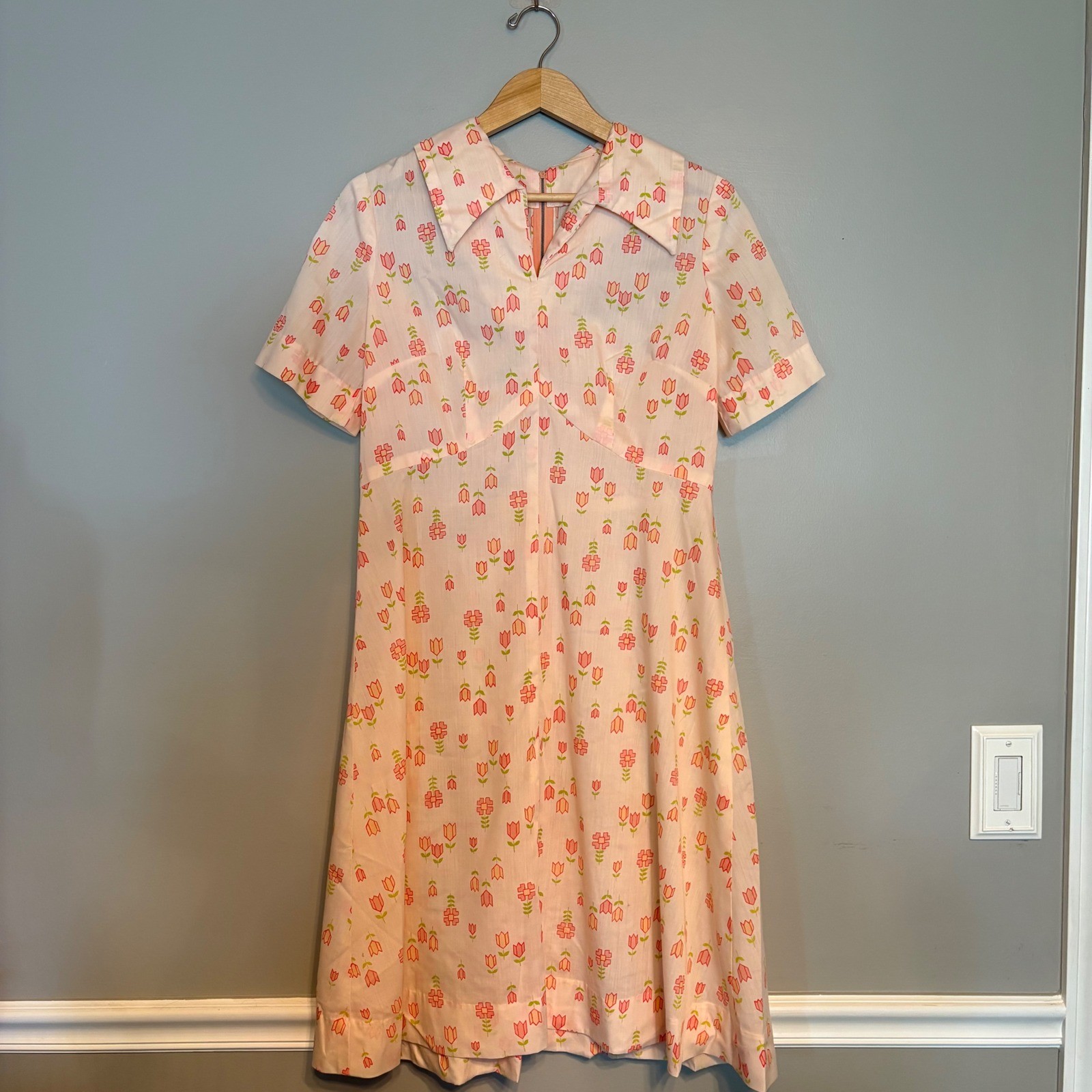 Vintage Hand Sewn Pink Tulip Floral Short Sleeve Midi Dress Empire Waist Retro