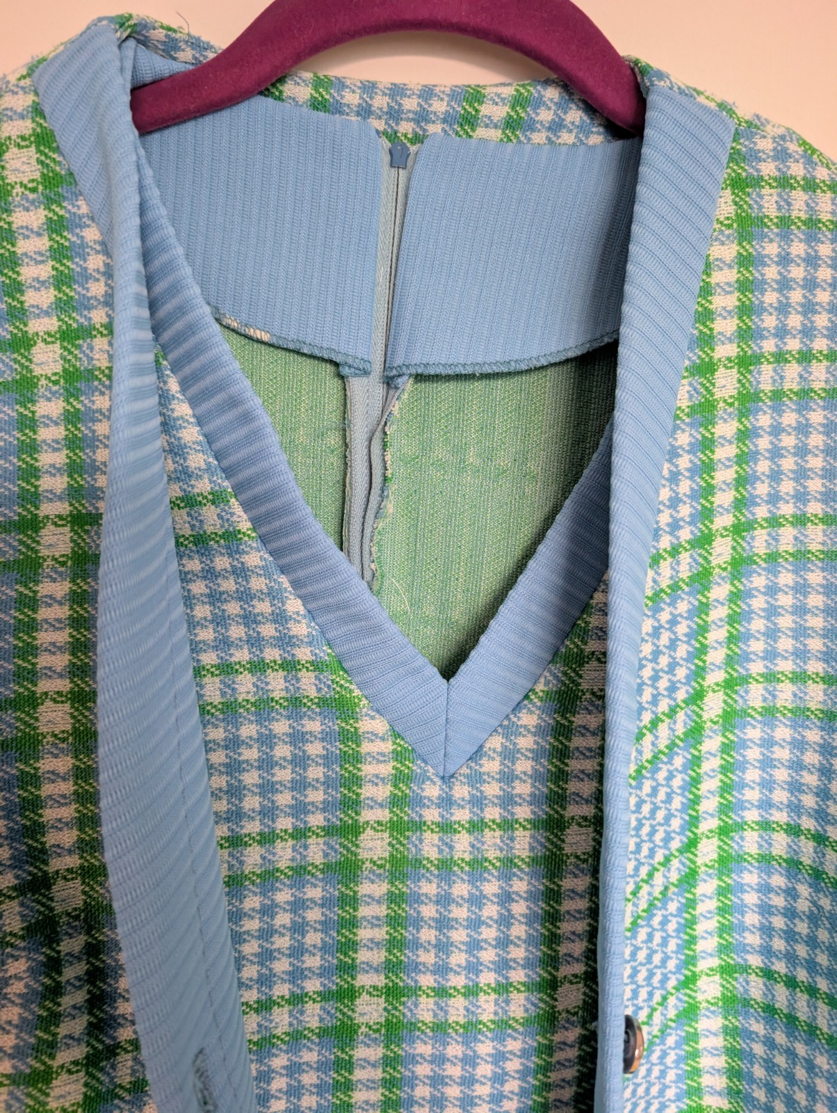 Vintage 1970s Marty Gutmacher blazer green blue plaid polyester knit Encron