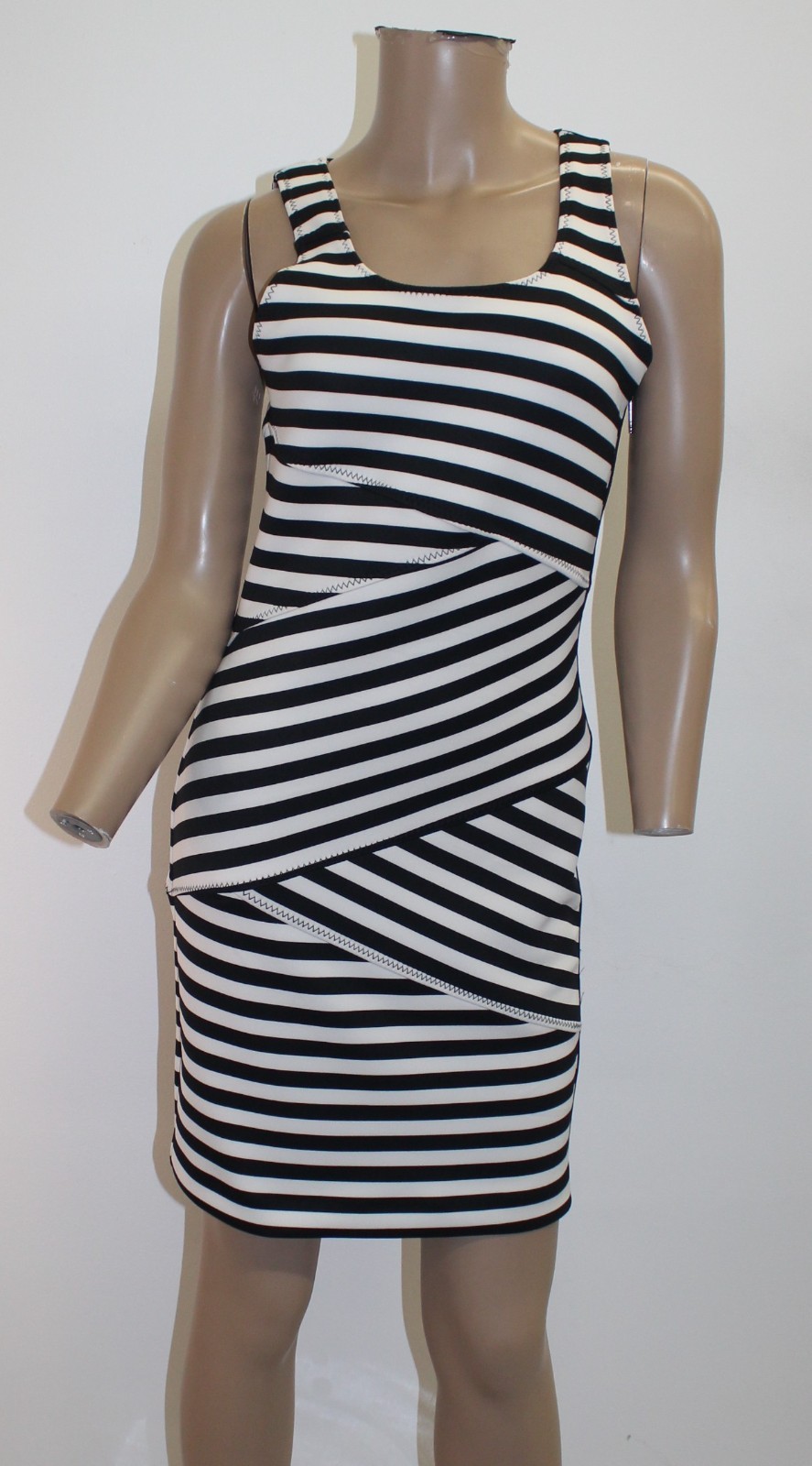 Michael Kors Sleeveless Dress W Black and White Striped Pattern Size 2
