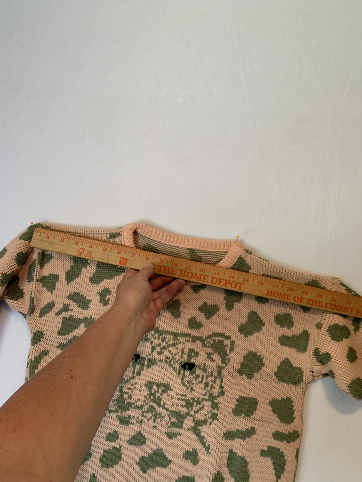 Vintage 80s Precious Knits Leopard Sweater Long Sleeve Pink Green Unmarked FLAW