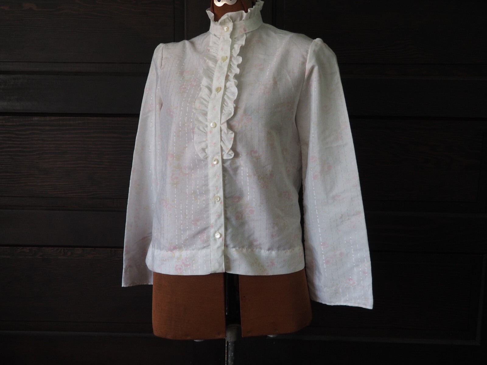 VTG 60s 70s Bryn Mawr Bobbie Brooks Floral Ruffle Preppy College Office Top Sz L