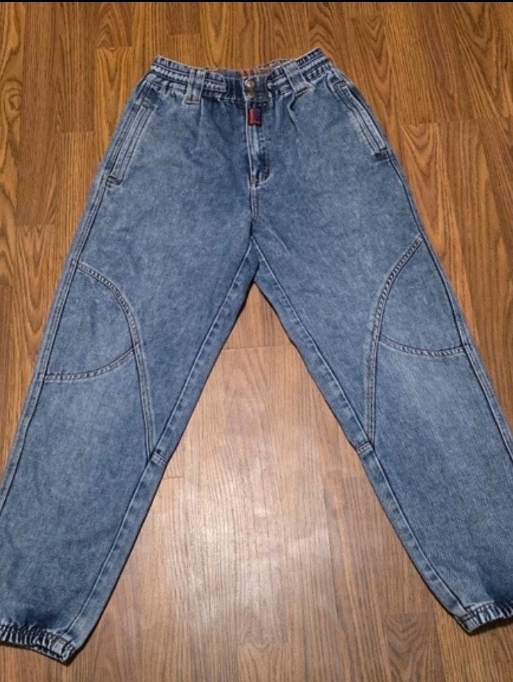 VTG 90s Bugle Boy Women’s W25 Barrel Leg High Waist Tapered Mom Jeans