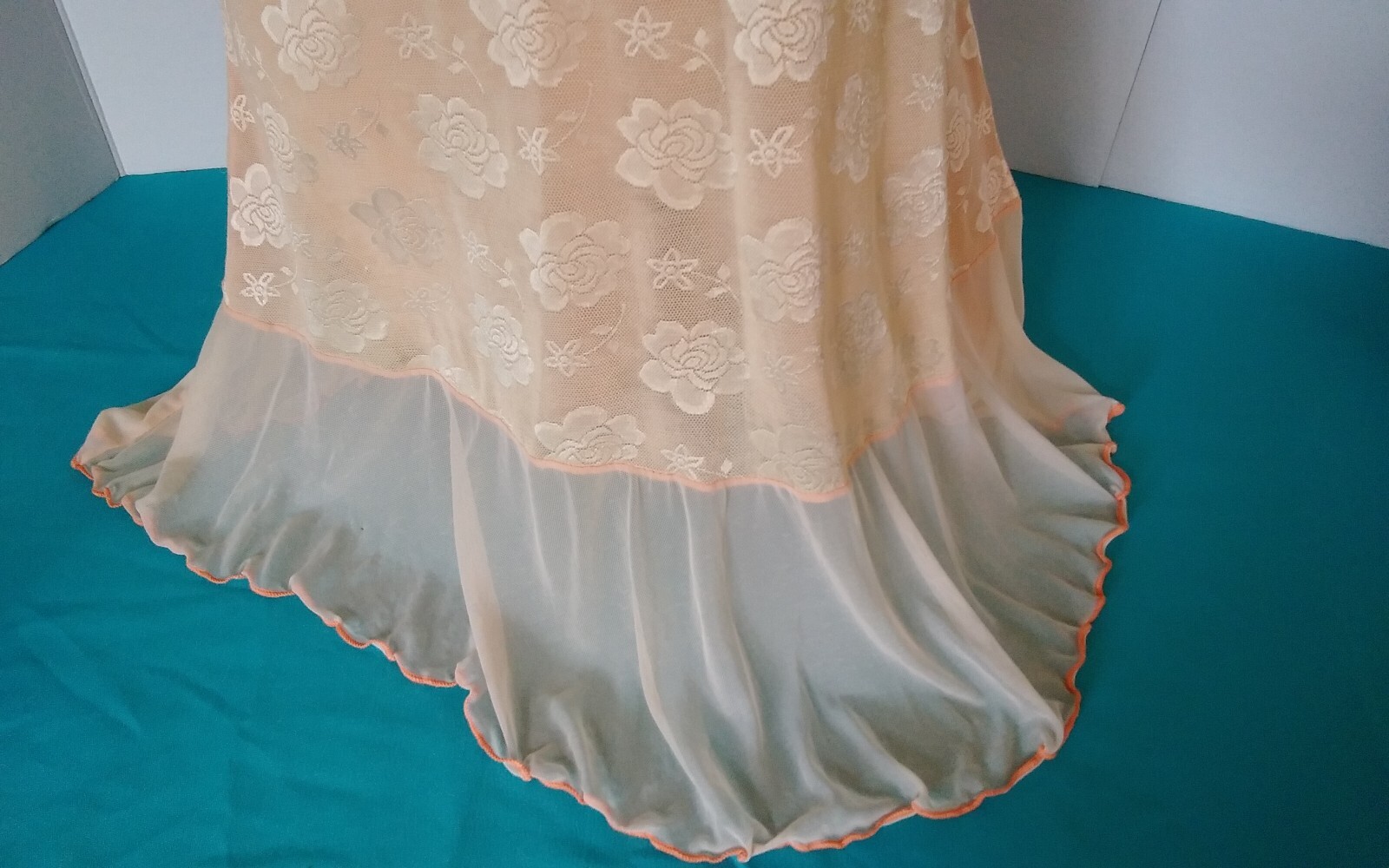 Beige Nude w/Black Lacey Short Babydoll Nightie Size S-M