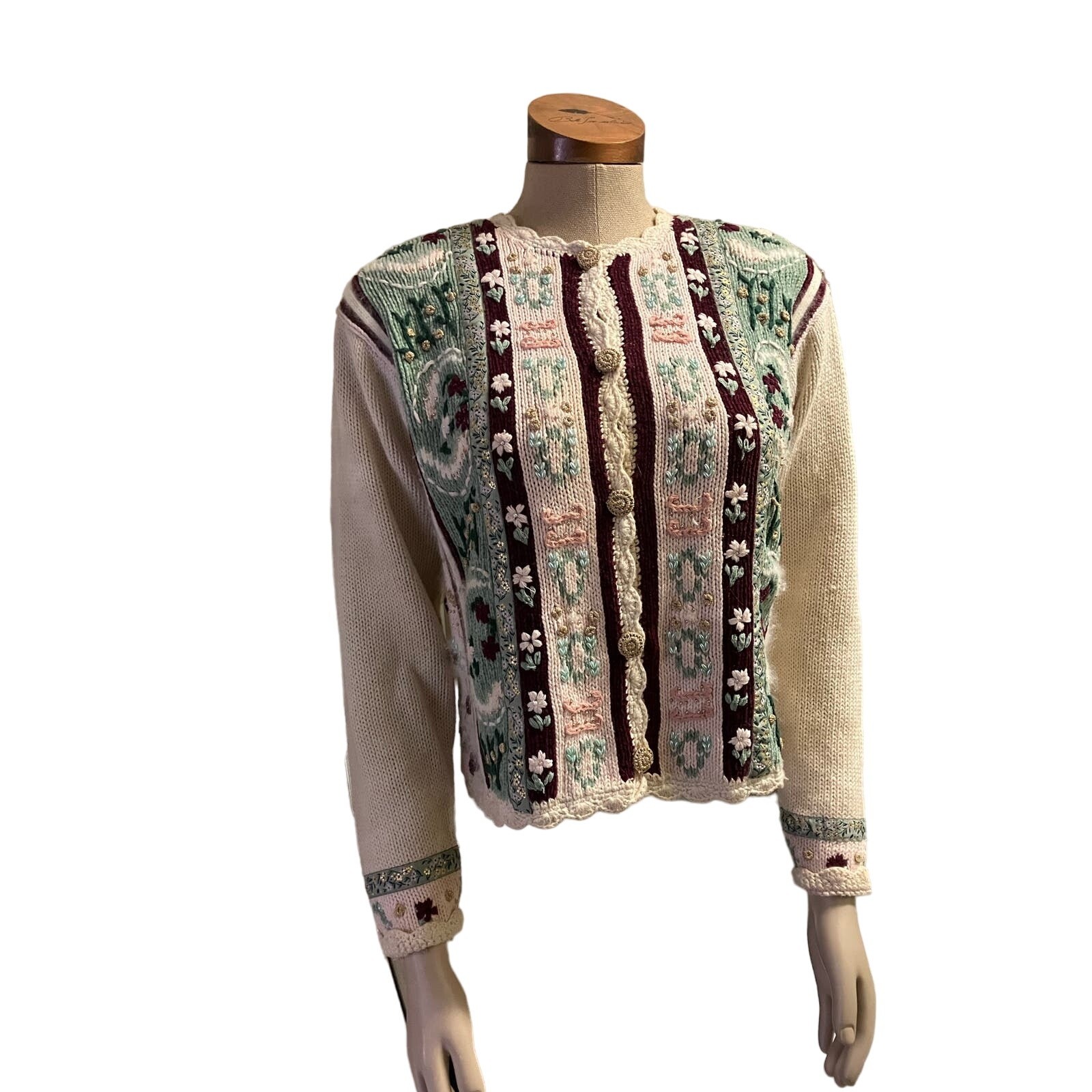 VTG Eagle’s Eye Small Embroidered Floral Beige Gold Green Pink Cardigan Sweater