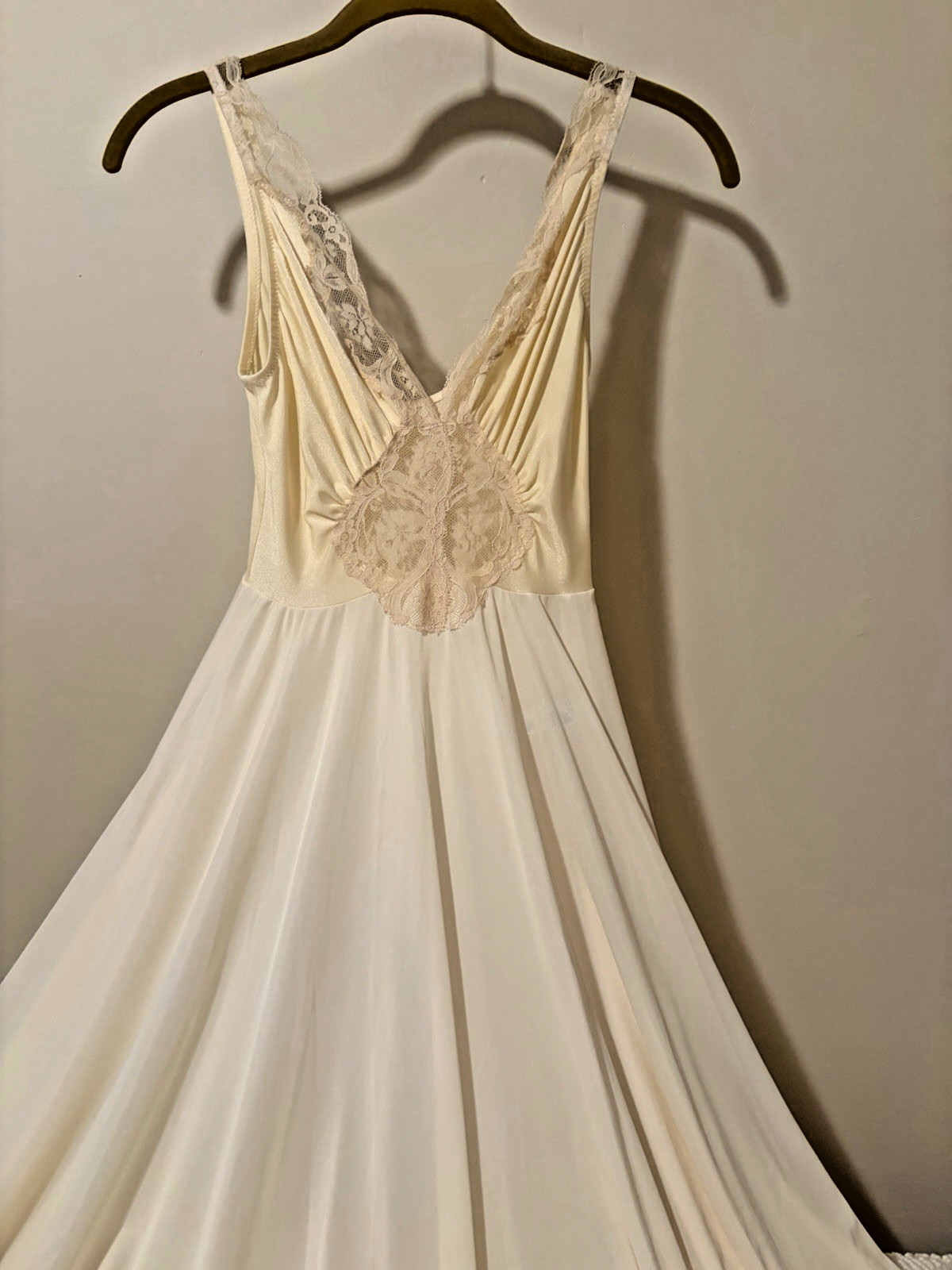 VTG Olga Bodysilk LOT Sz S Negligee & 1 Robe Set Aqua Pale Yellow Lavender -Read