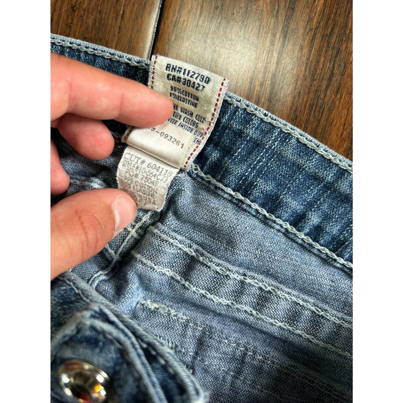 Vintage True Religion Becky Jeans Women’s Size 31 Made USA Crystal Button Y2K