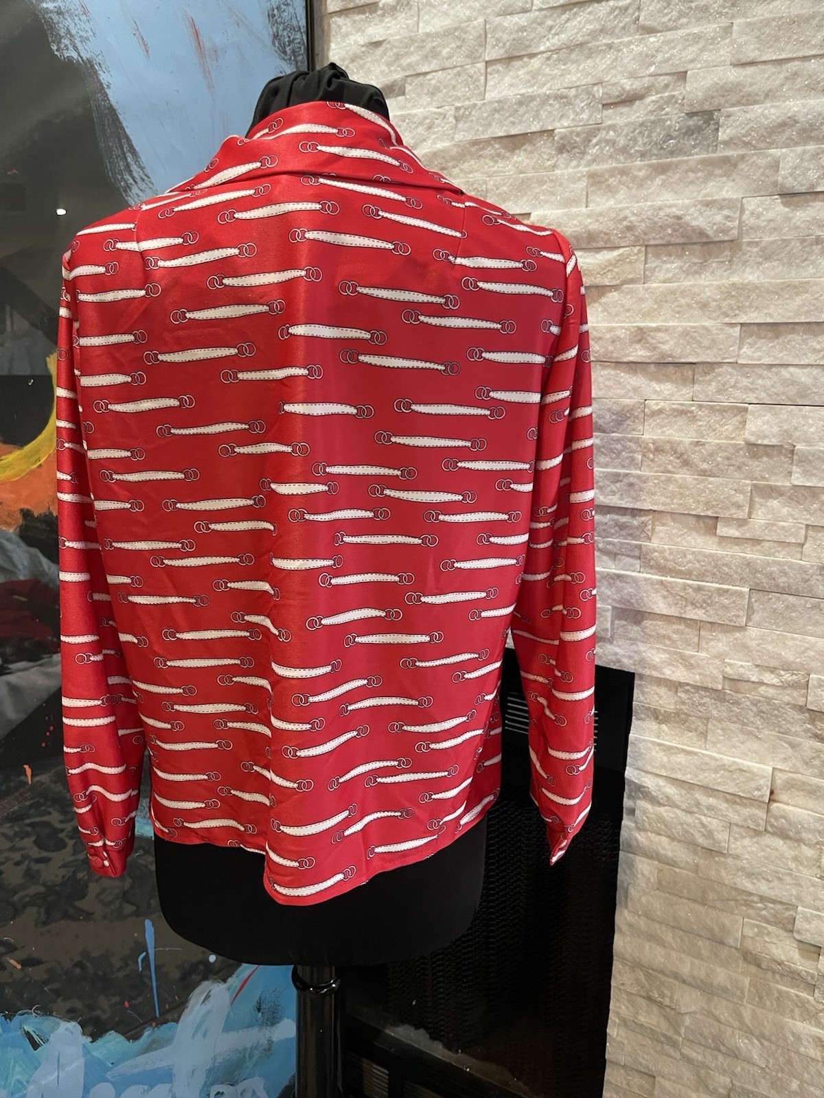 Vintage Leslie Pomer Red Graphic Button Up Blouse Pointed Collar 43 Bust