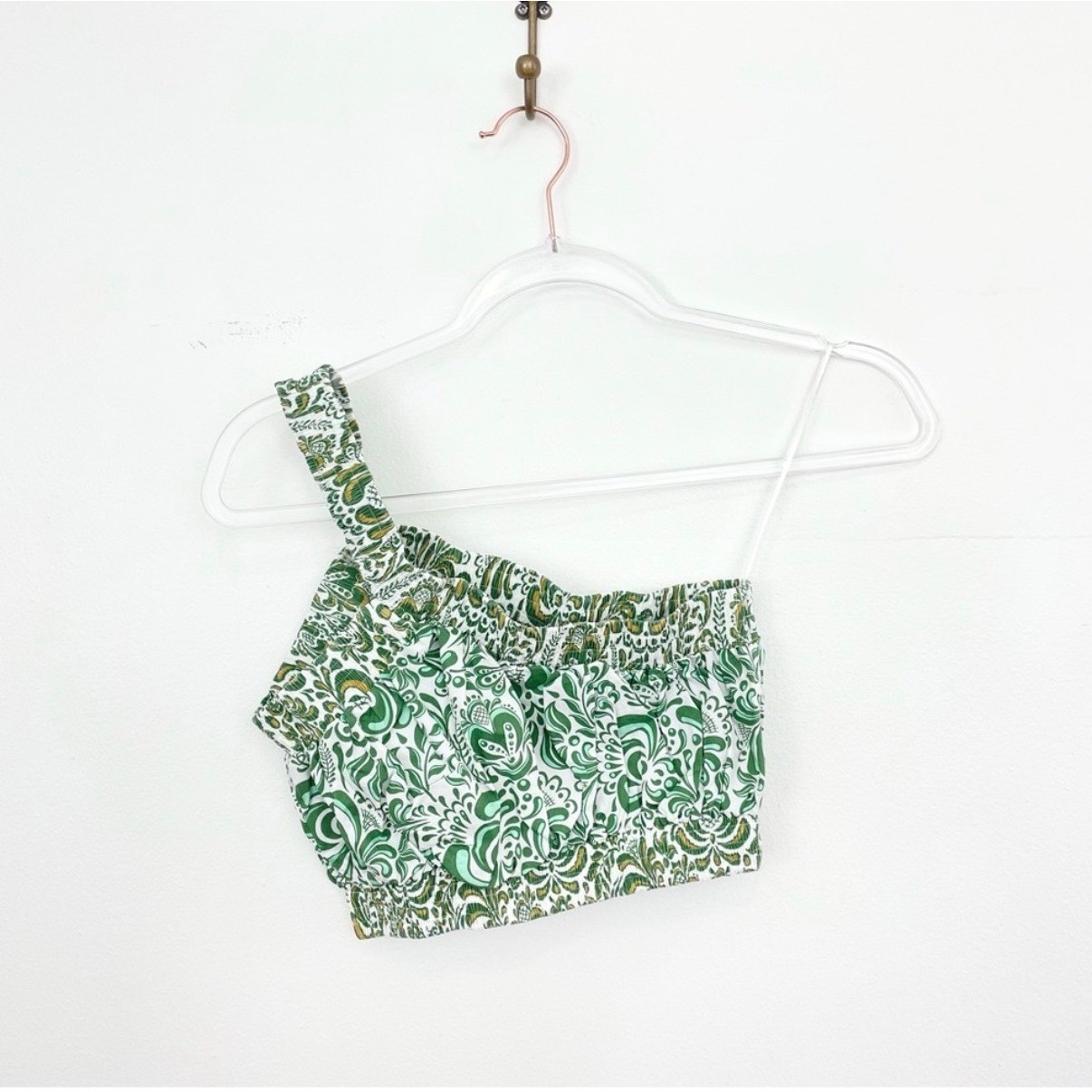 Tuckernuck Hyacinth House Gina One Shoulder Floral Crop Top Green