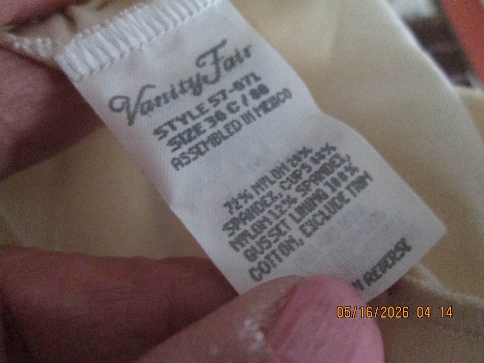 Vanity Fair 36C Ivory Satin Built in Underwire Bra Shaping Bodysuit #57071 VTG