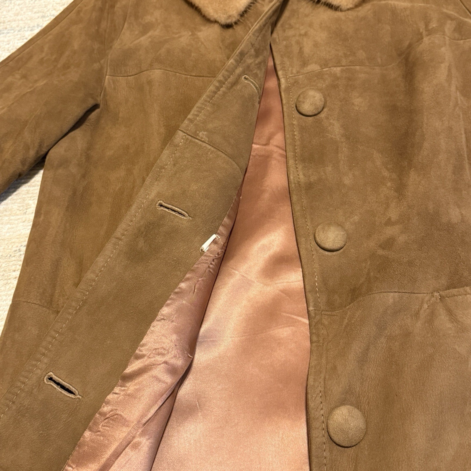 Vintage 1950s Women’s Tall Suade Mink Fur Collared Coat Size 16 Tan Brown Trench