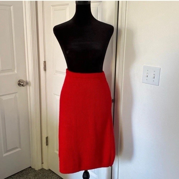Genesis vintage cherry red Curve Hugging midi sweater skirt.