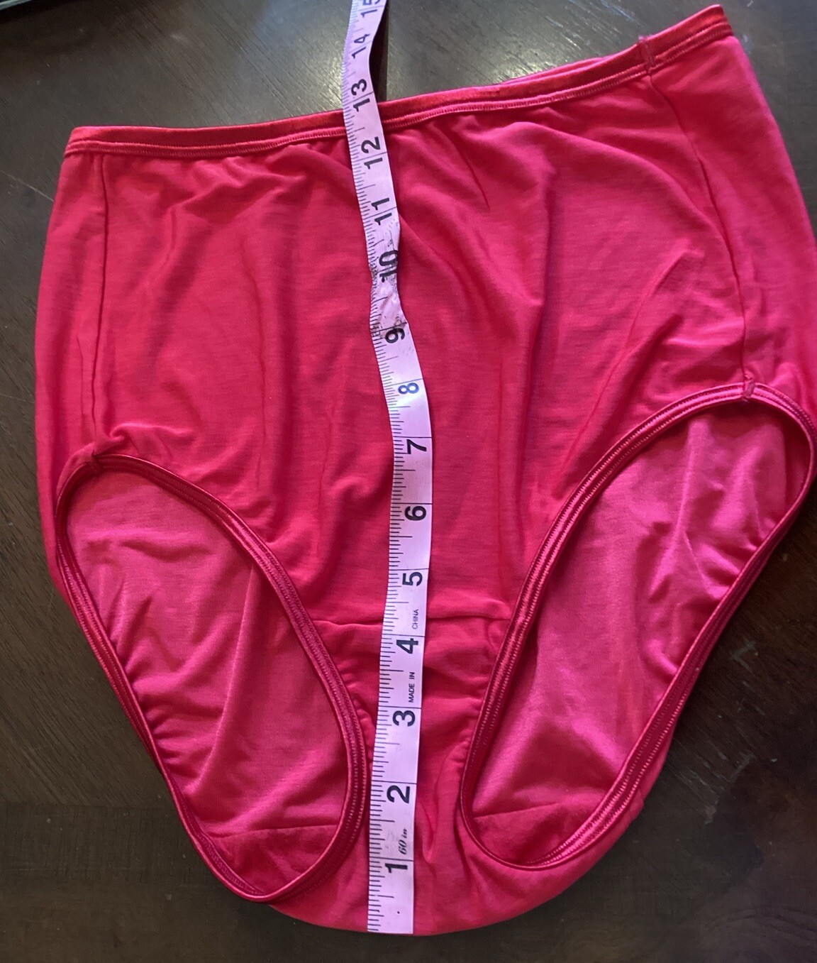 Vanity Fair 13-109 SZ 7 RED VINTAGE NYLON SPANDEX BRIEFS SECOND SKIN SHINY TRIM