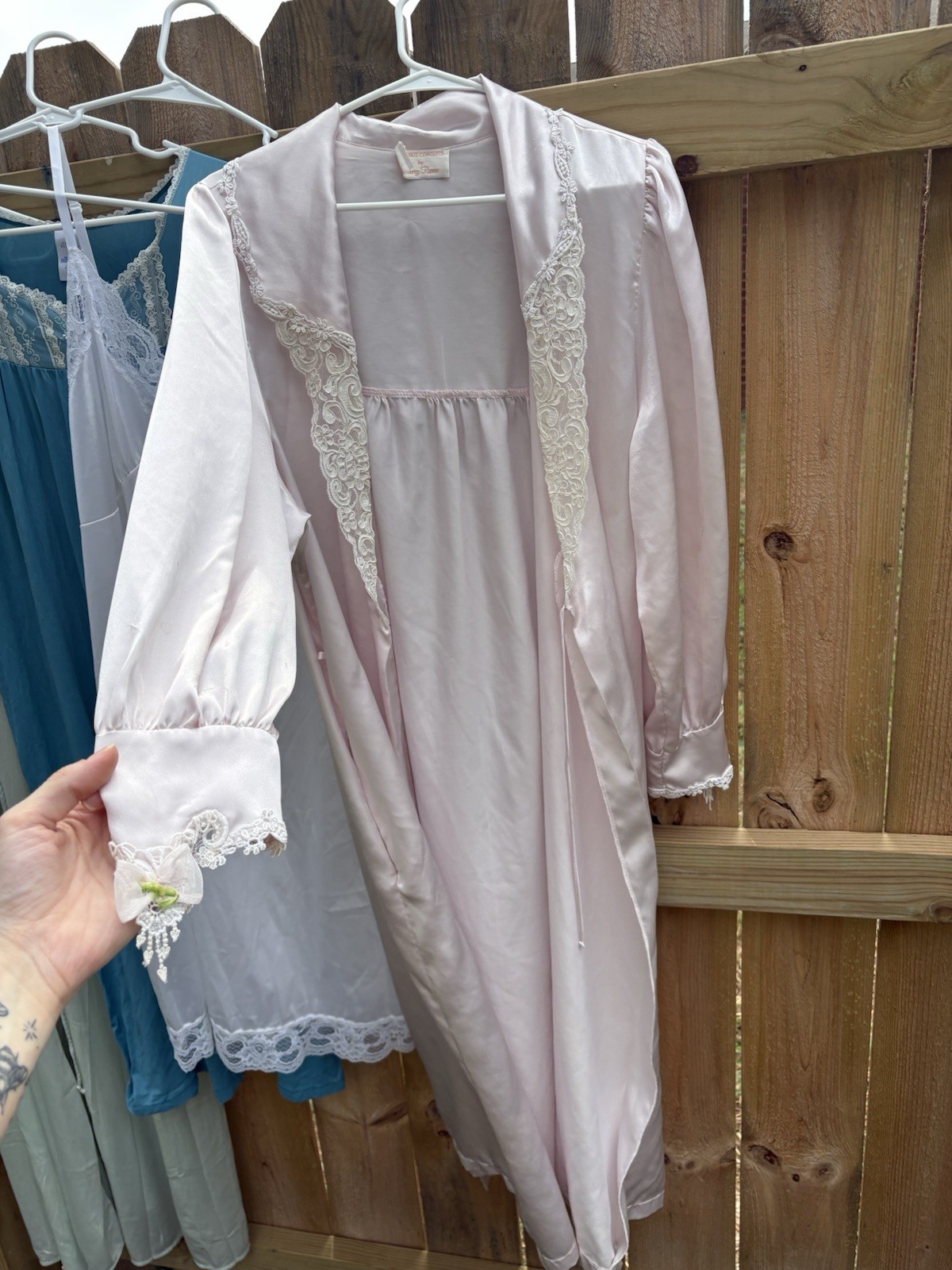 Lot Of 10 Pieces Vintage Nightgowns And Robes Moomoos Slips Lingerie L/XL